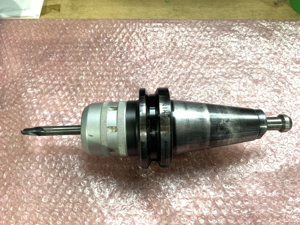 日研工作所 BT50 BT50-C32-105 / NIKKEN KOSAKUSHO WORKS BT50 Milling Chuck BT50-C32-105 TG230057