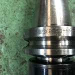 大昭和精機 BIG BT50 BT50-HMC32-105 / BIG DAISHOWA BT50 New High Power Milling Chuck BT50-HMC32-105 TG230071