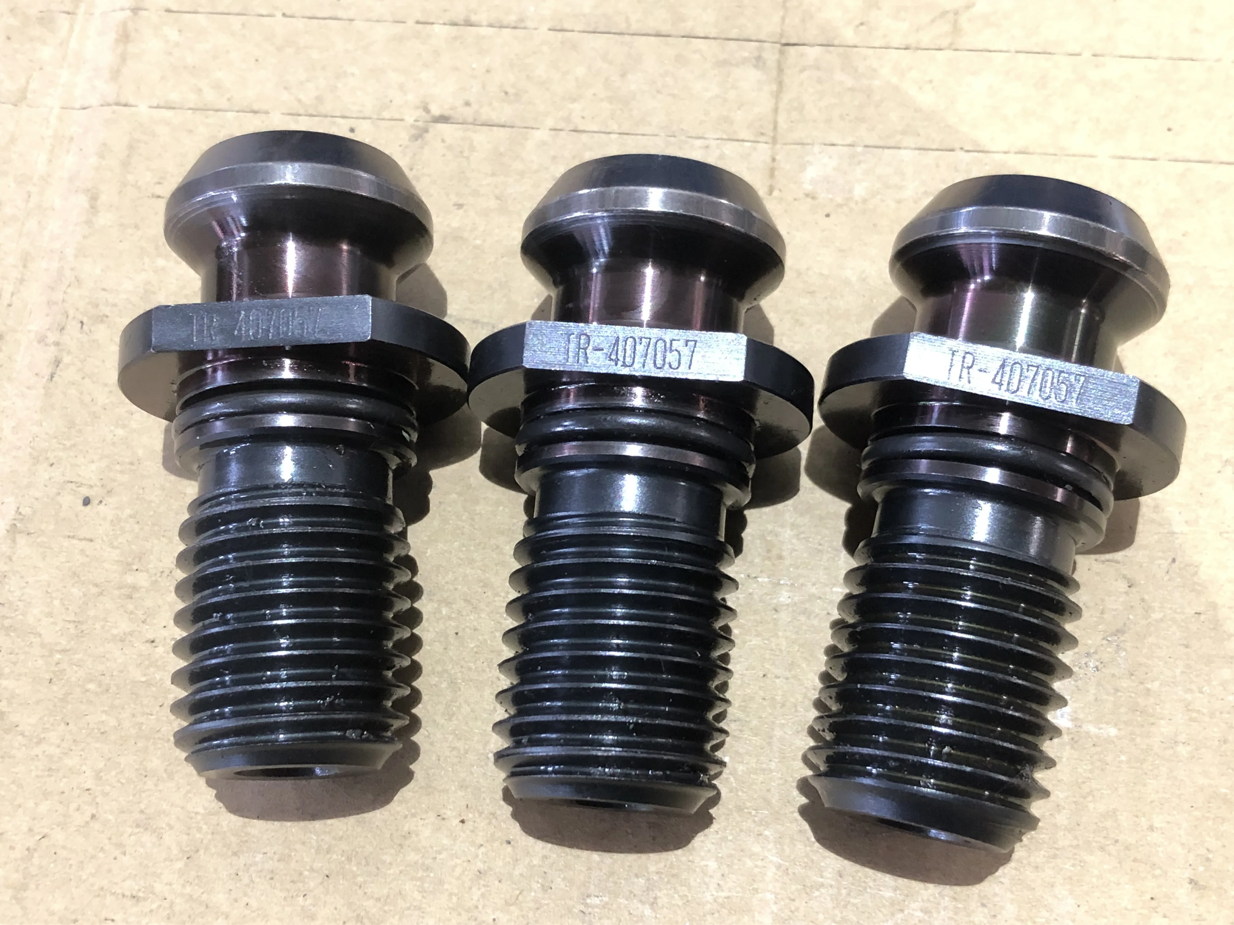 黒田精工 KKS プルスタッド3個 TR-407057 / KURODA PRECISION INDUSTRIES Pull Stud Bolt 3pcs TR-407057 TG230134