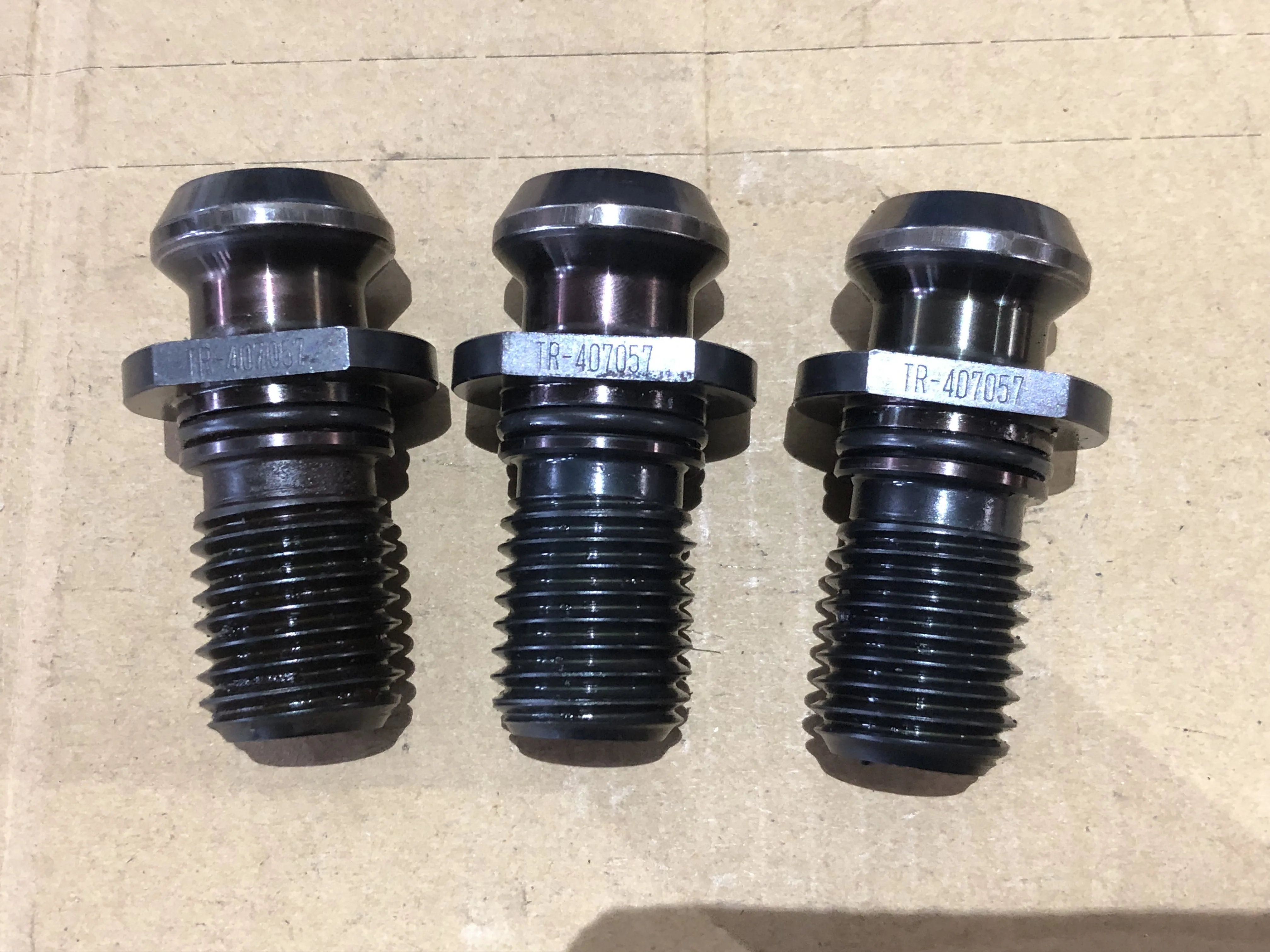 黒田精工 KKS プルスタッド3個 TR-407057 / KURODA PRECISION INDUSTRIES Pull Stud Bolt 3pcs TR-407057 TG230139