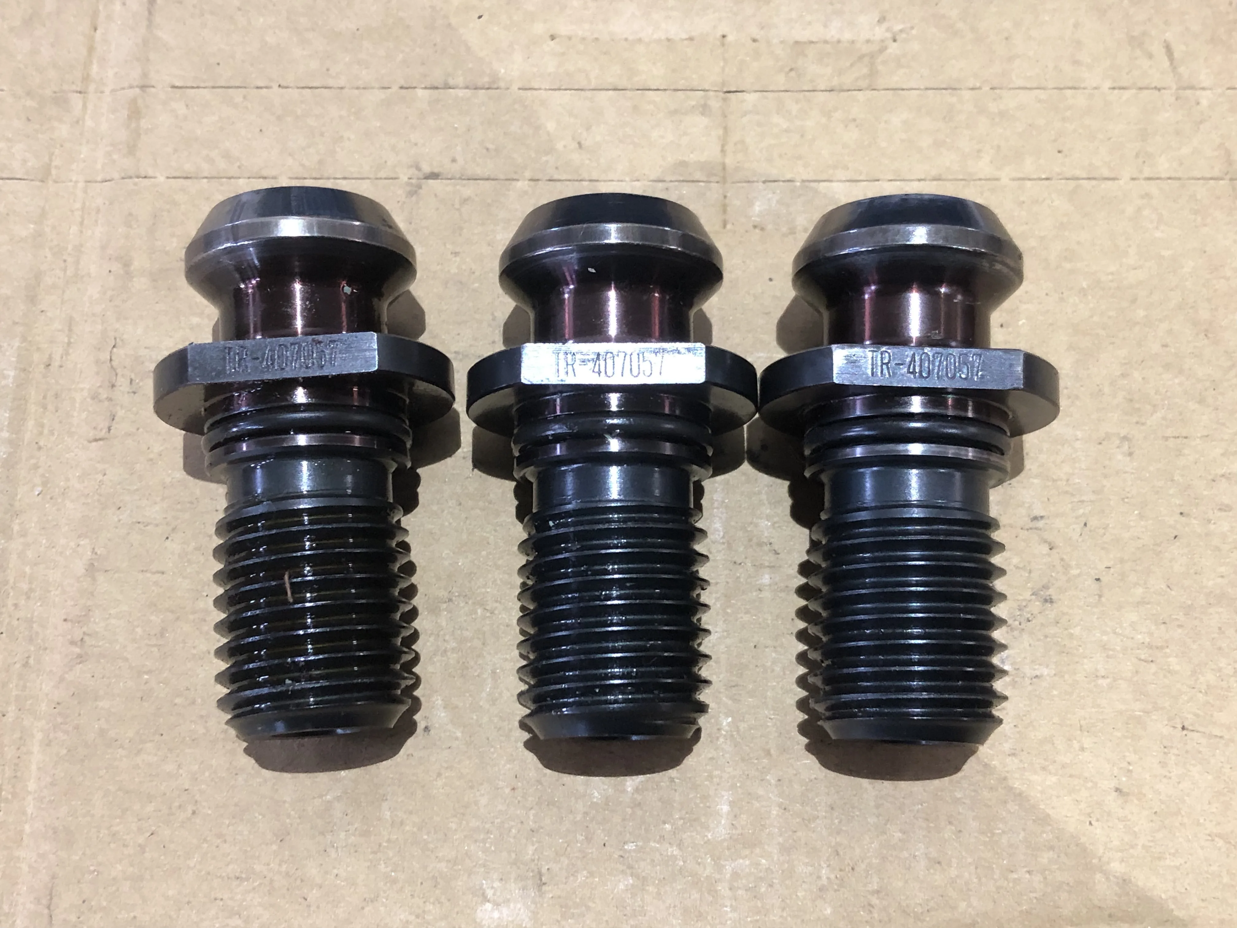 黒田精工 KKS プルスタッド3個 TR-407057 / KURODA PRECISION INDUSTRIES Pull Stud Bolt 3pcs TR-407057 TG230141