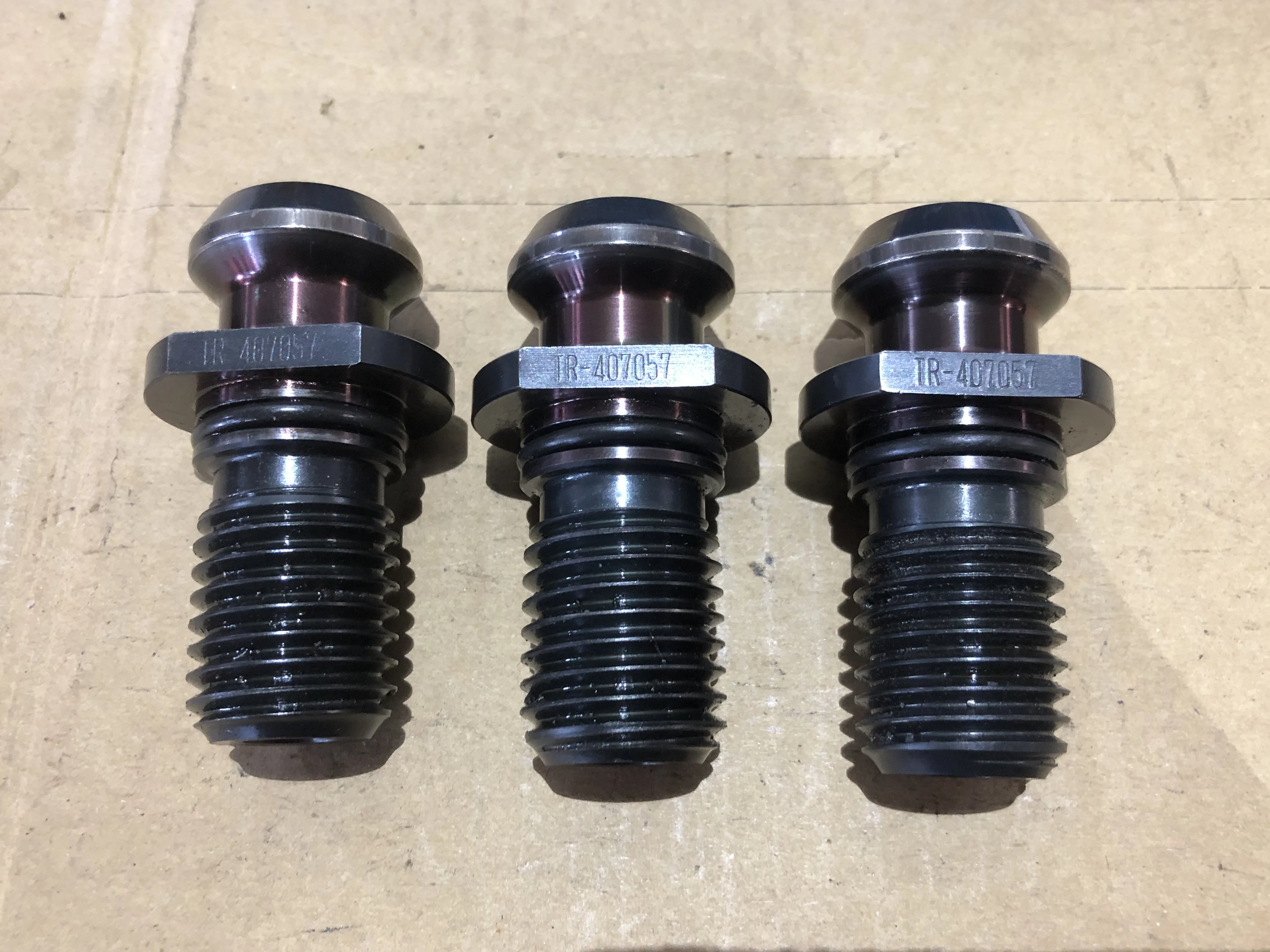 黒田精工 KKS プルスタッド3個 TR-407057 / KURODA PRECISION INDUSTRIES Pull Stud Bolt 3pcs TR-407057 TG230144