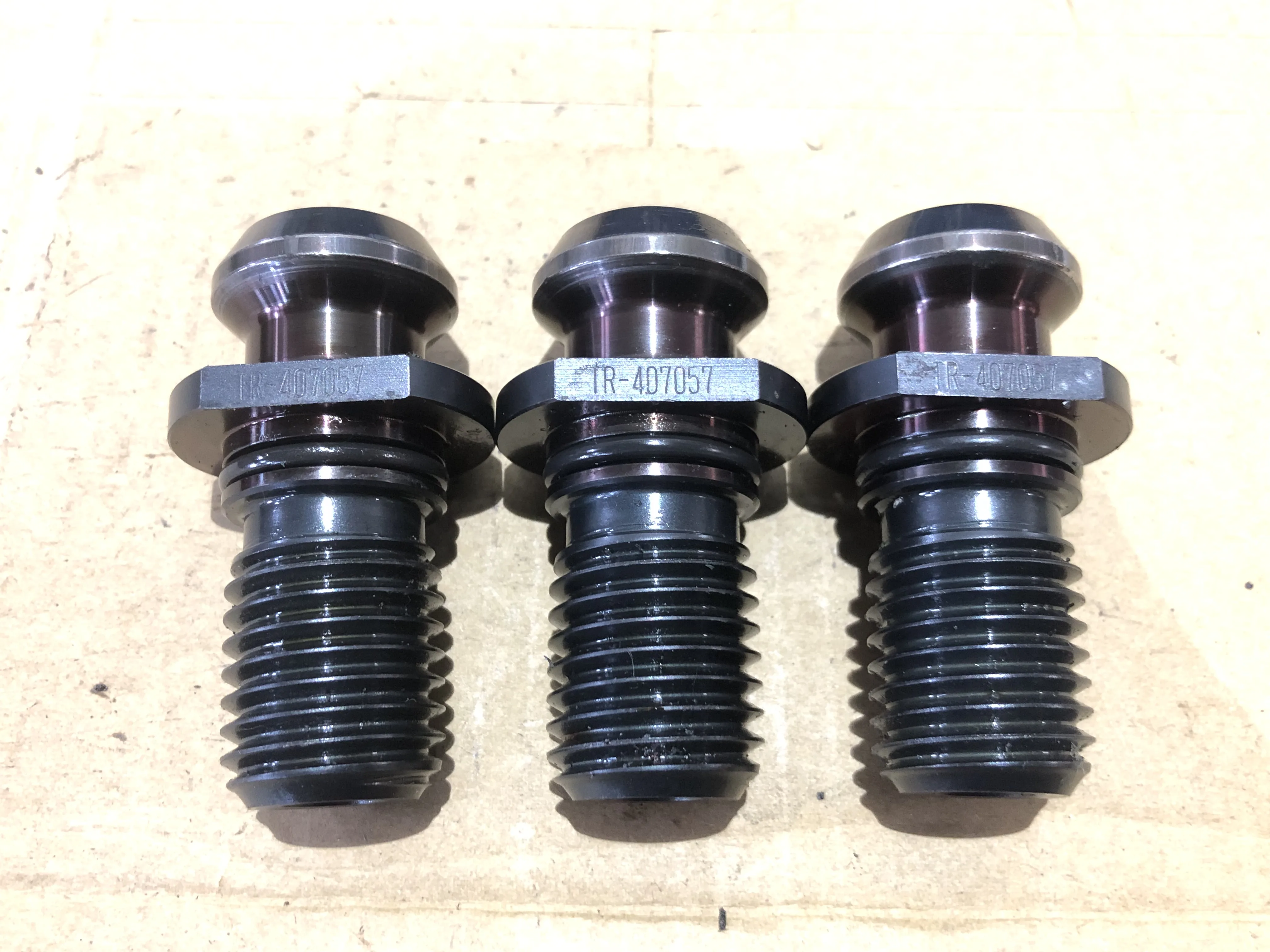 黒田精工 KKS プルスタッド3個 TR-407057 / KURODA PRECISION INDUSTRIES Pull Stud Bolt 3pcs TR-407057 TG230150