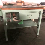 作業台 602ｘ903ｘ808mm / Workbench 602ｘ903ｘ808mm TH220077