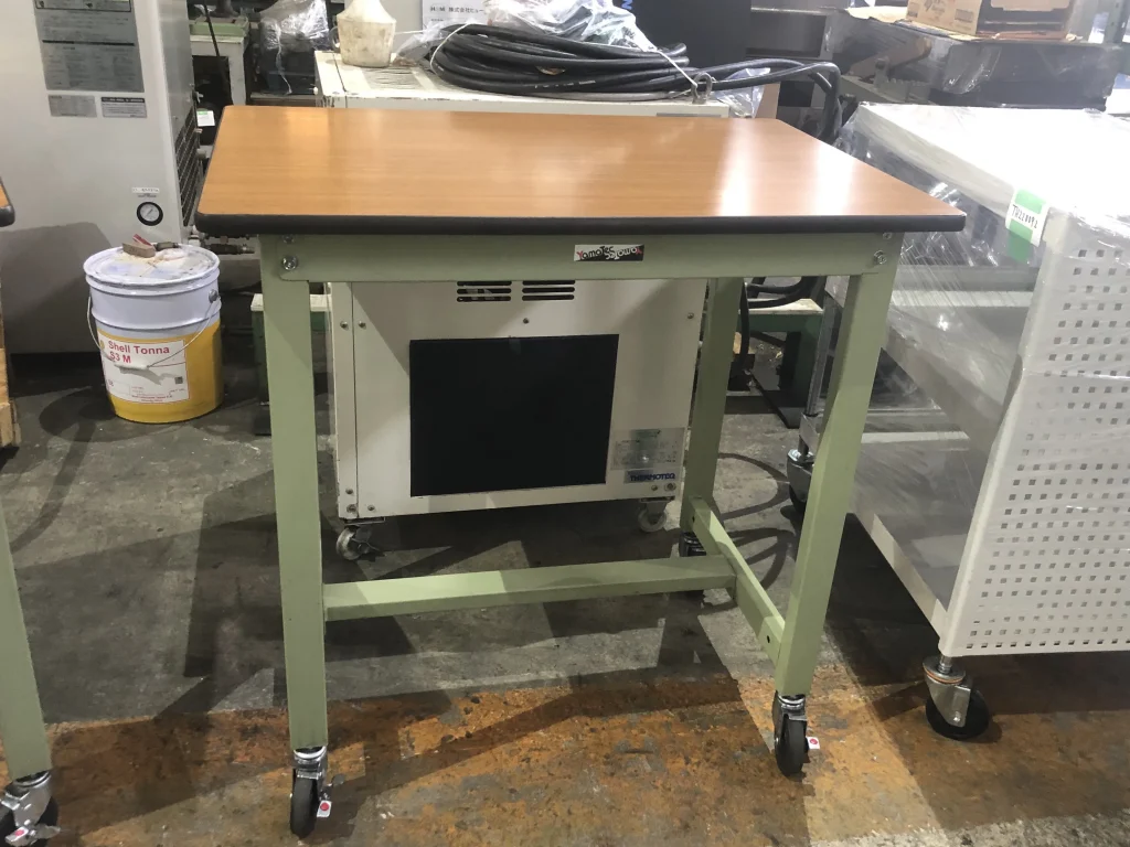 ヤマテック ワークテーブル 600x900x900mm / YAMATEC Work Table 600x900x900mm TH220097