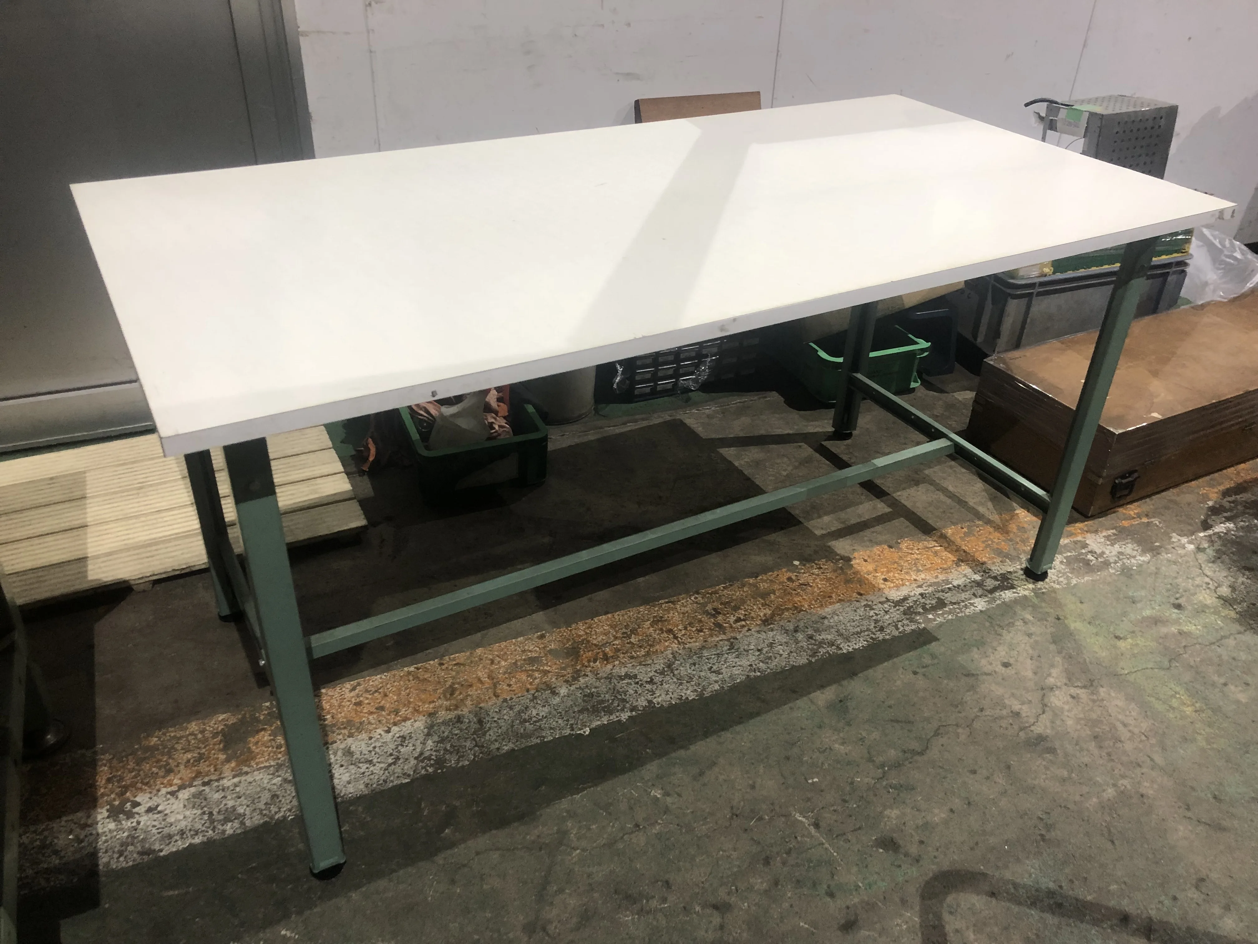 作業台 750x1500x735（mm） / Workbench 750x1500x735（mm） TH230015