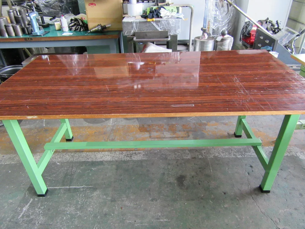 サカエ 作業台 W900xD1800xH745（mm） / SAKAE Workbench W900xD1800xH745（mm） TH230095