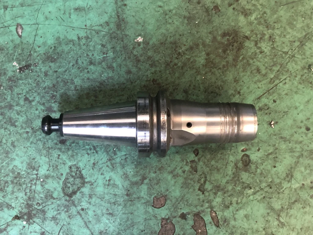 大昭和精機 BIG BBT40 BBT40-HDC16-110 / BIG DAISHOWA BBT40 Hydraulic Chuck BBT40-HDC16-110