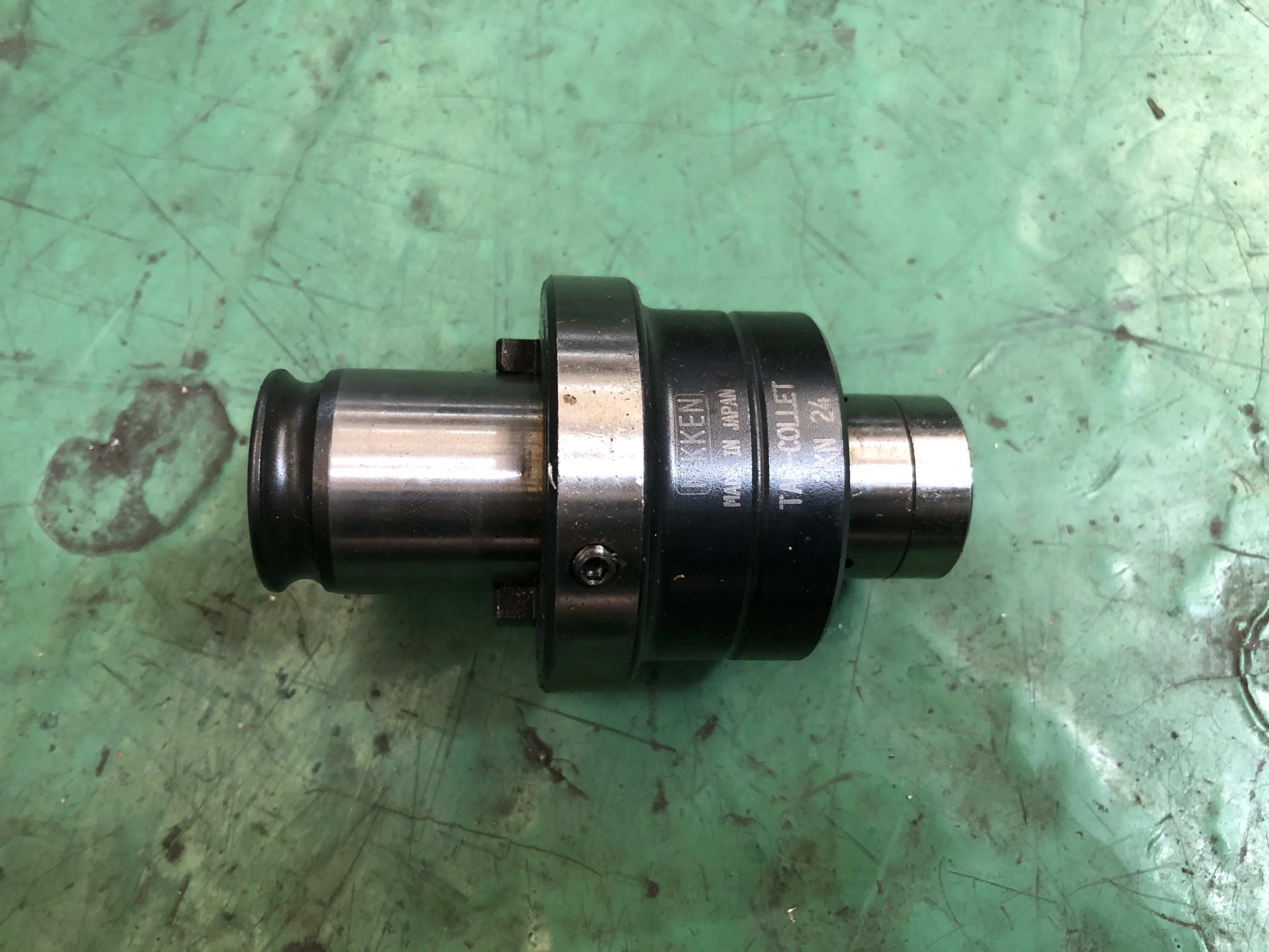 日研工作所 タップコレット ZKN24-14 / NIKKEN KOSAKUSHO WORKS Tap Collet ZKN24-14 TJ210290