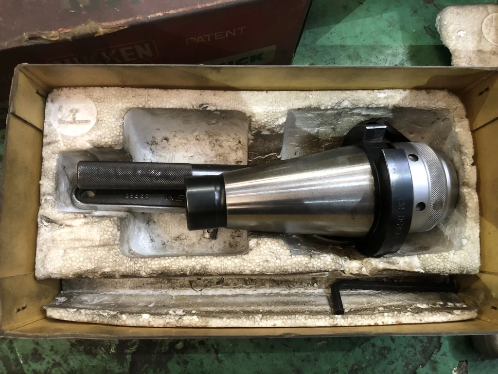 日研工作所 ミーリングチャック UCA50-32 / NIKKEN KOSAKUSHO WORKS NT50 Milling Chuck UCA50-32 TJ210443