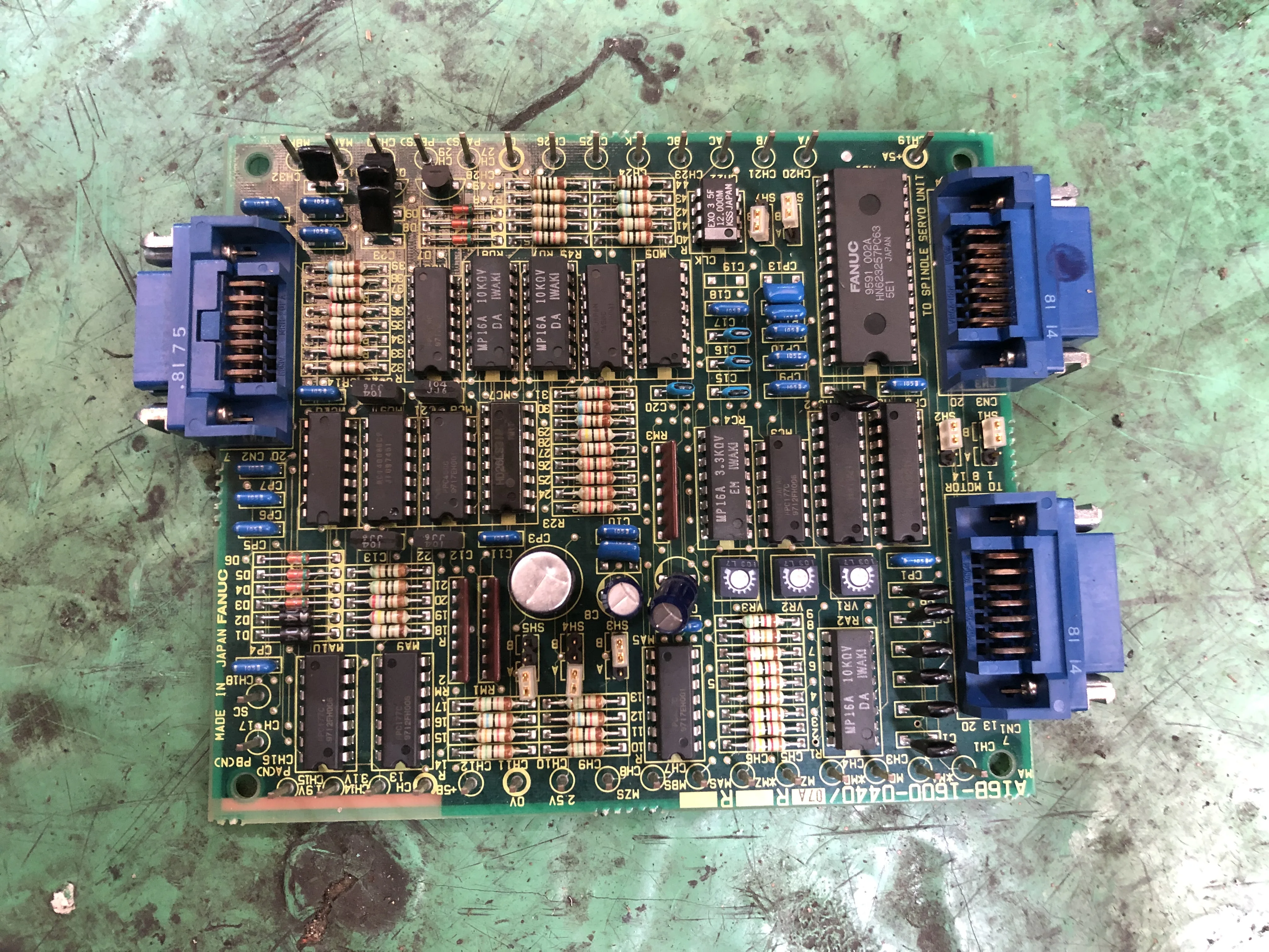 ファナック エレベーターマザーボード A16B-1600-0440 / FANUC Elevator Motherboard A16B-1600-0440 TJ210697