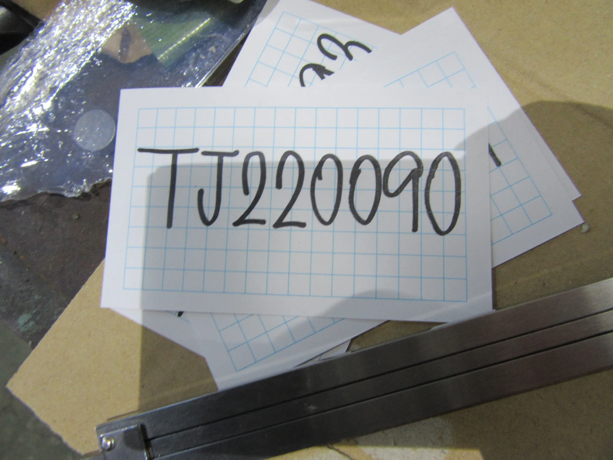 パンチプレス1山 φ11.95/φ13.95 / Punch Press 1Lot φ11.95/φ13.95 TJ220090