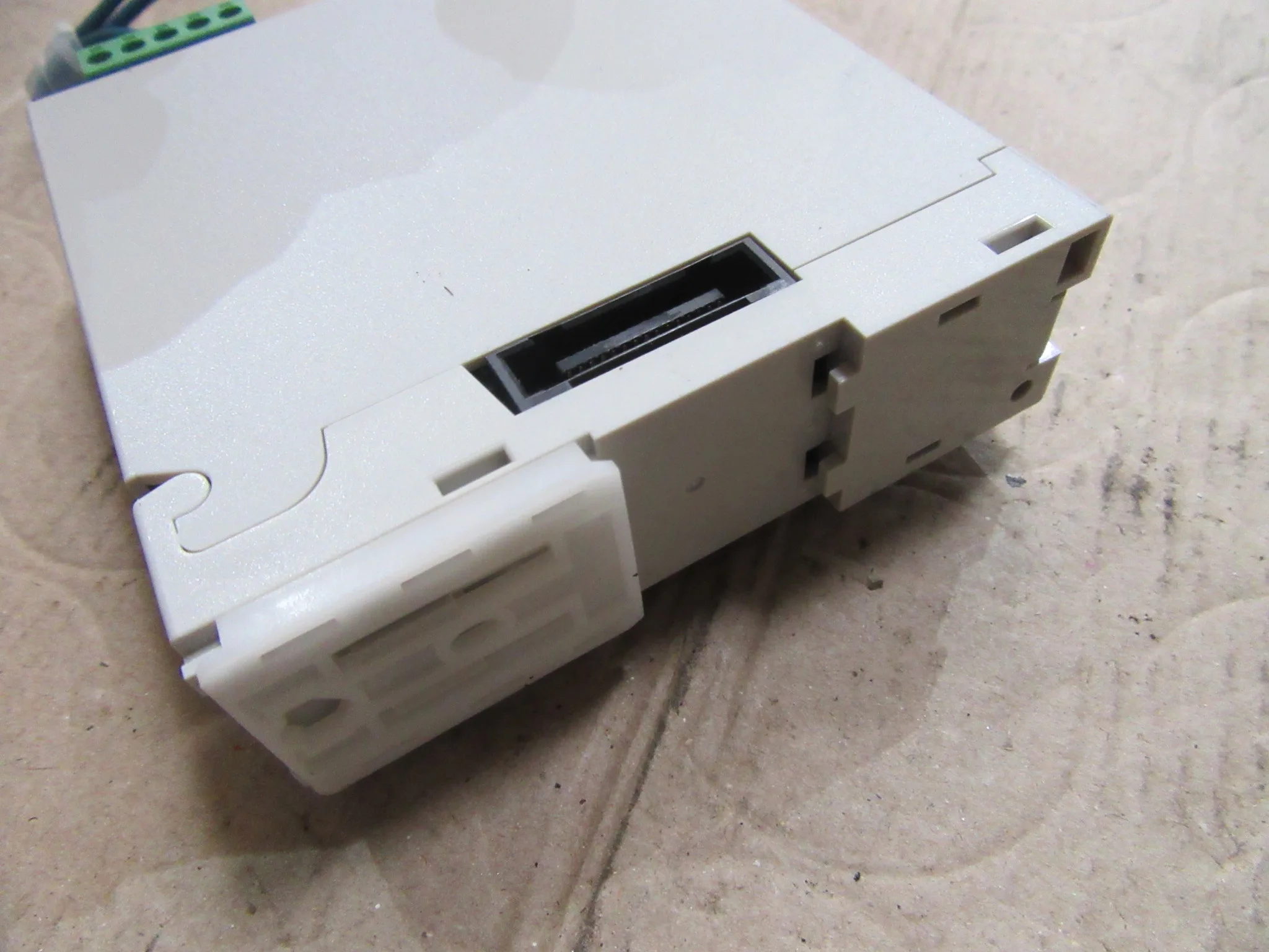山武 モジュール形調節計 DMC 10S2CV0300 / YAMATAKE Module Type Controller DMC 10S2CV0300 TJ220704