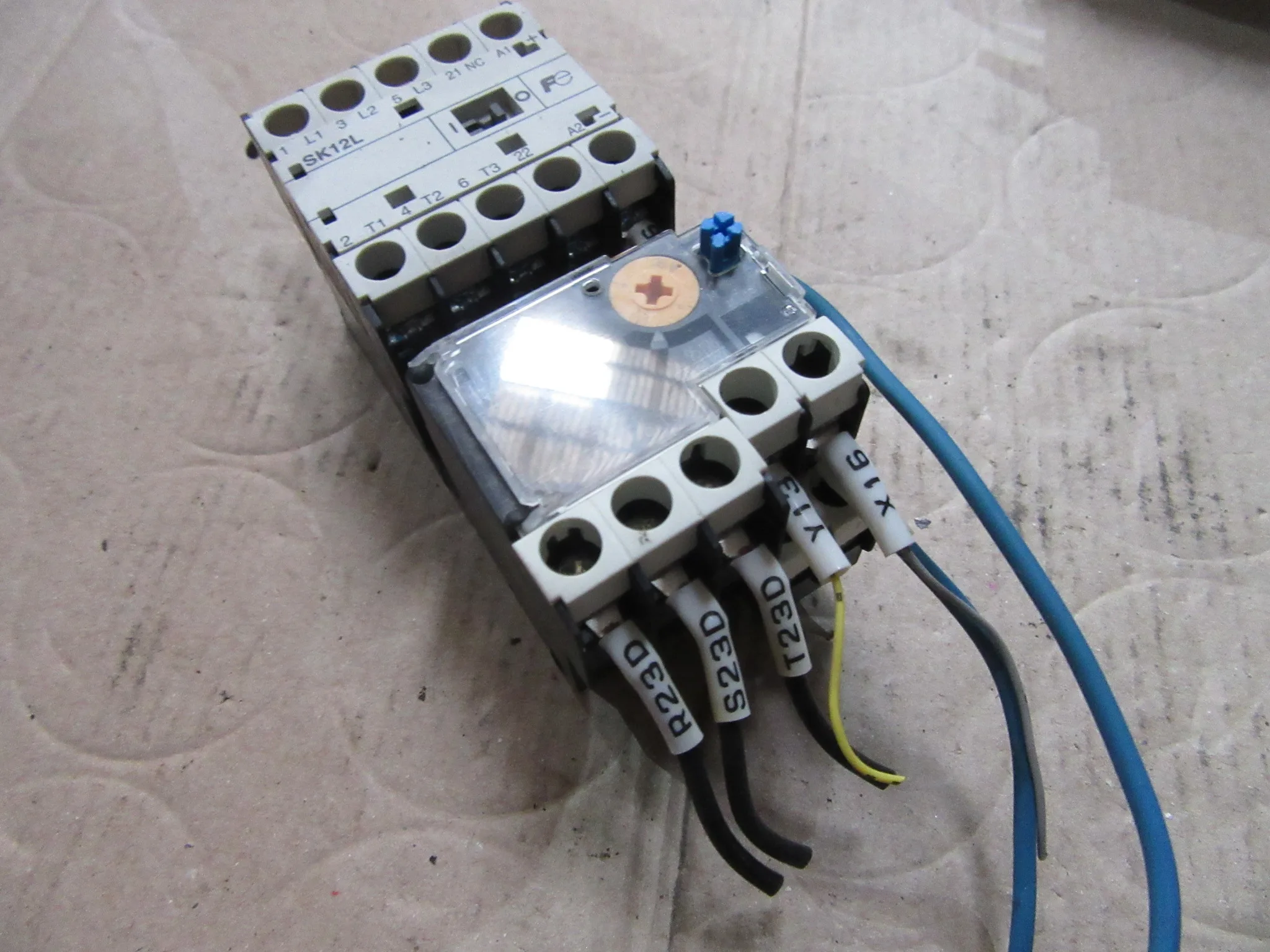 富士電機/富士電機製造 標準形電磁開閉器 TK12(6-9A)/SK12L / FUJI ELECTRIC (FE) Magnetic Contactor TK12(6-9A)/SK12L TJ220710