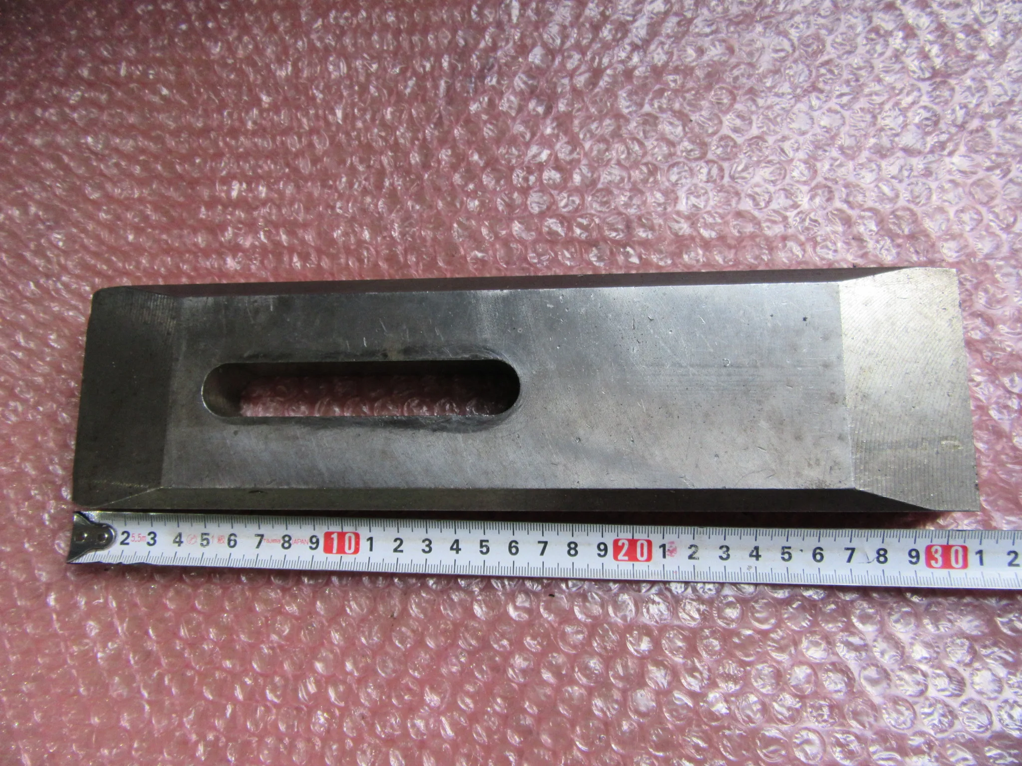 プレーンクランプ W80xD305xH20 / Plain Clamp W80xD305xH20 TJ230145