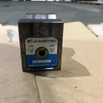 カネテック マグネットVブロック KMV-50C / KANETEC MagnetV-Block KMV-50C TJ230046
