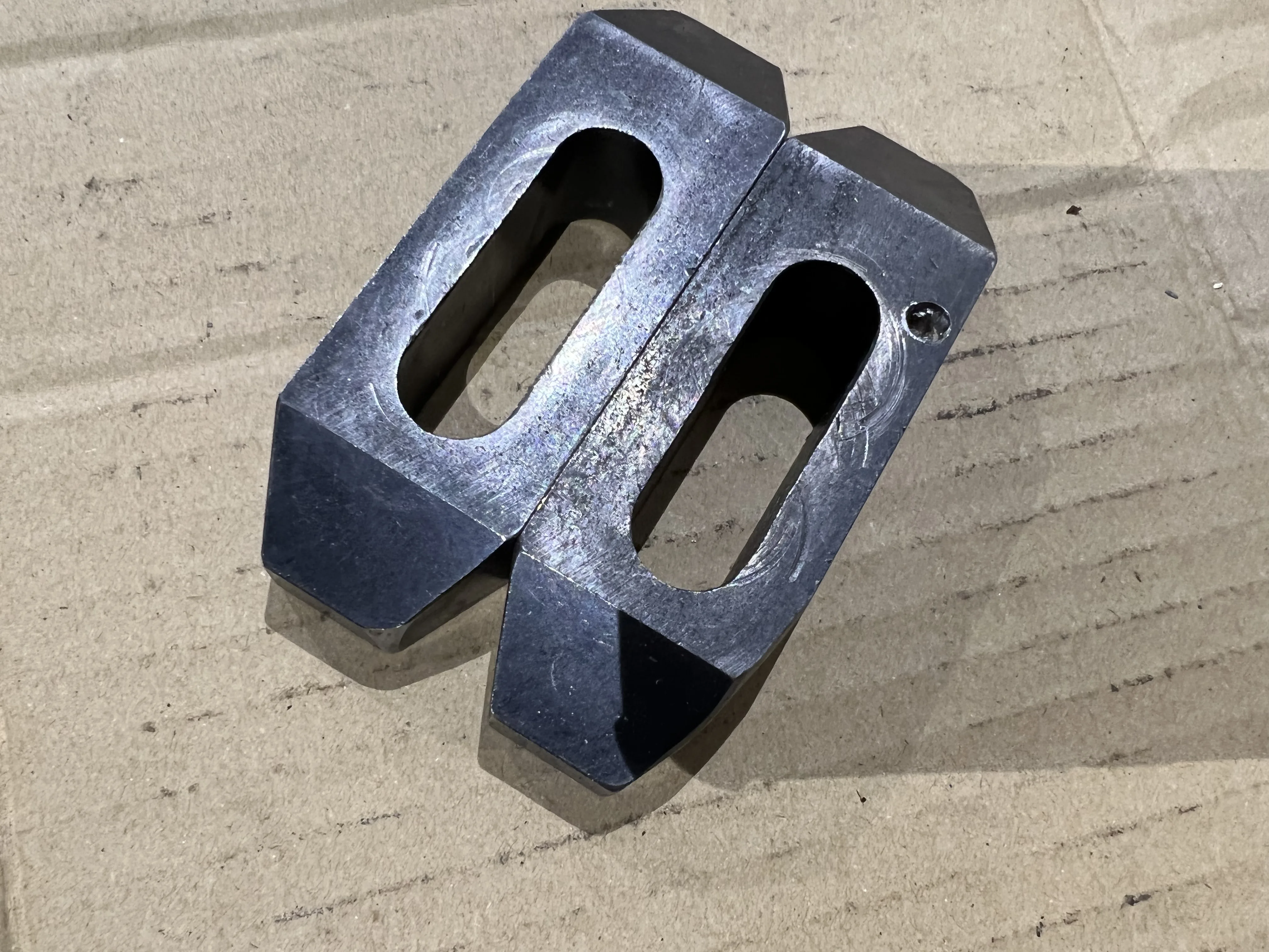 ニューストロング プレーンクランプ 40-P12 / NEW STRONG Plain Clamp 40-P12 TJ230067