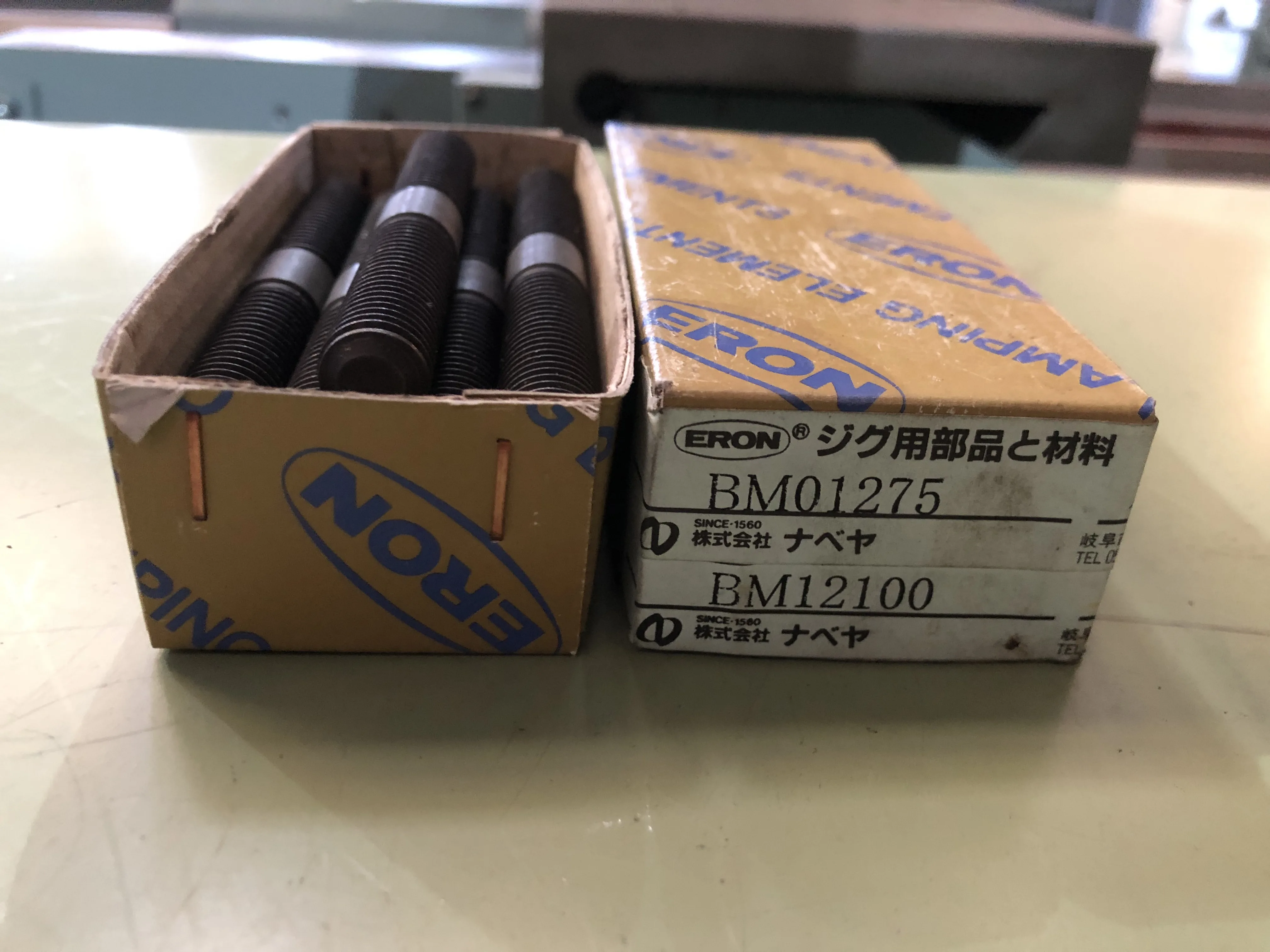 ナベヤ/鍋屋鋳造所 スタッドボルト BM12100 / NABEYA Stud Bolt BM12100 TJ230089