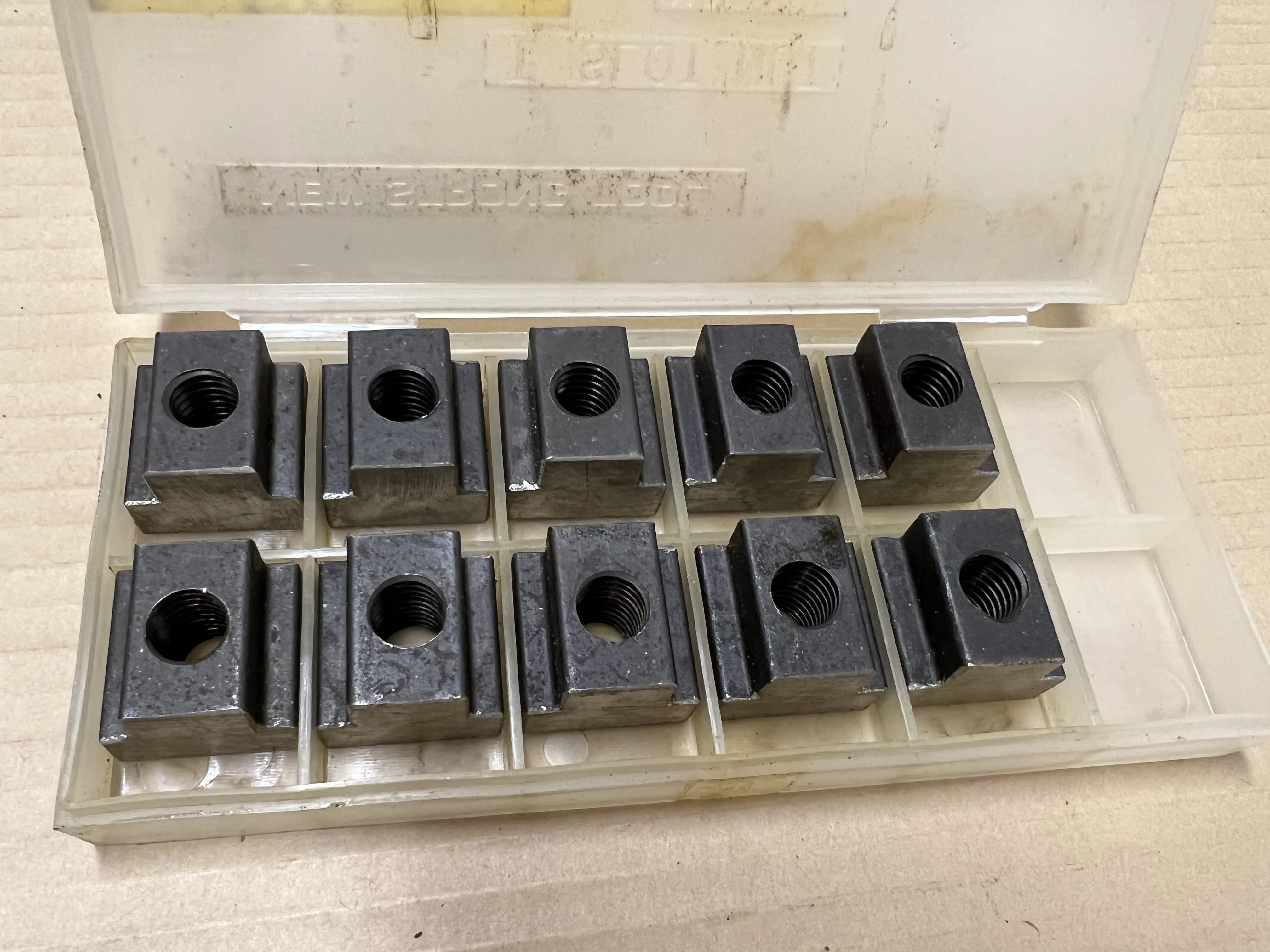 ニューストロング Tスロットナット 1410TN(10個） / NEW STRONG T-Slot Nut 1410TN(10個） TJ230115
