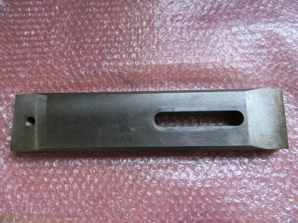 プレーンクランプ W75xD355xH24mm / Plain Clamp W75xD355xH24mm TJ230141