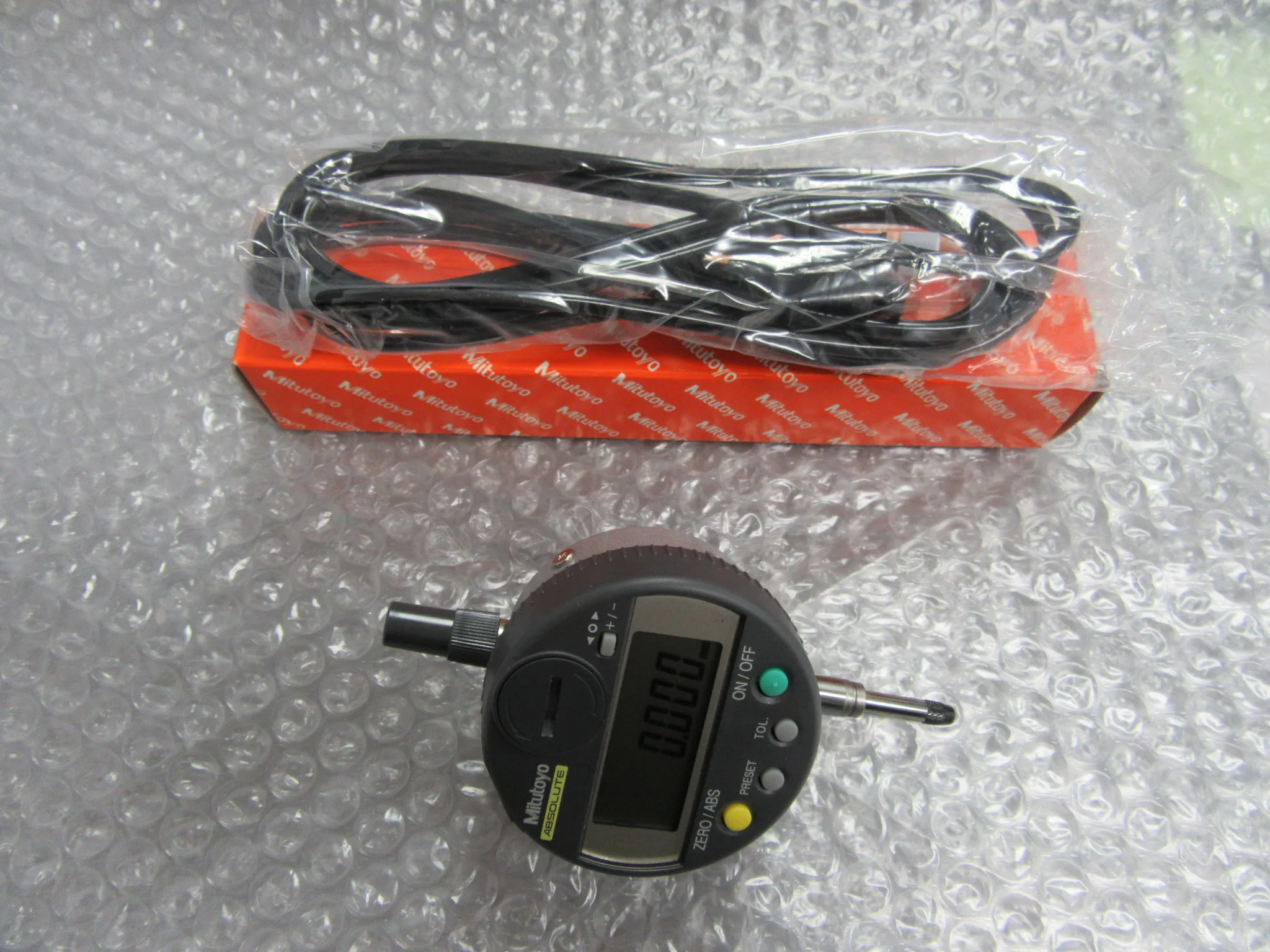 ミツトヨ/三豊製作所 ABSデジマチックインジケータ+接続ケーブル ①543-250ID-C112 ②905409接続ケーブル / MITUTOYO ABS Digimatic Indicator with Connection Cable ①543-250ID-C112 ②905409接続ケーブル TX230144