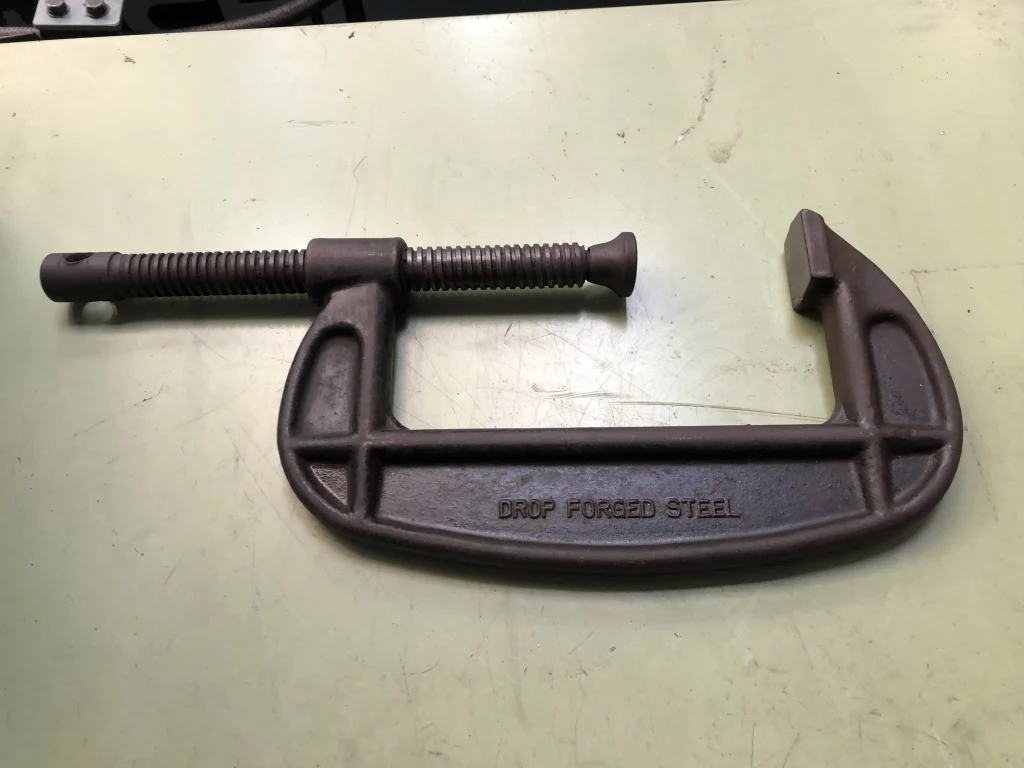 鈴木鉄工/NEW STRONG シャコ万力 150mm / SUZUKI IRON WORKS (NEW STRONG TOOL) C-clamp 150mm TJ230213