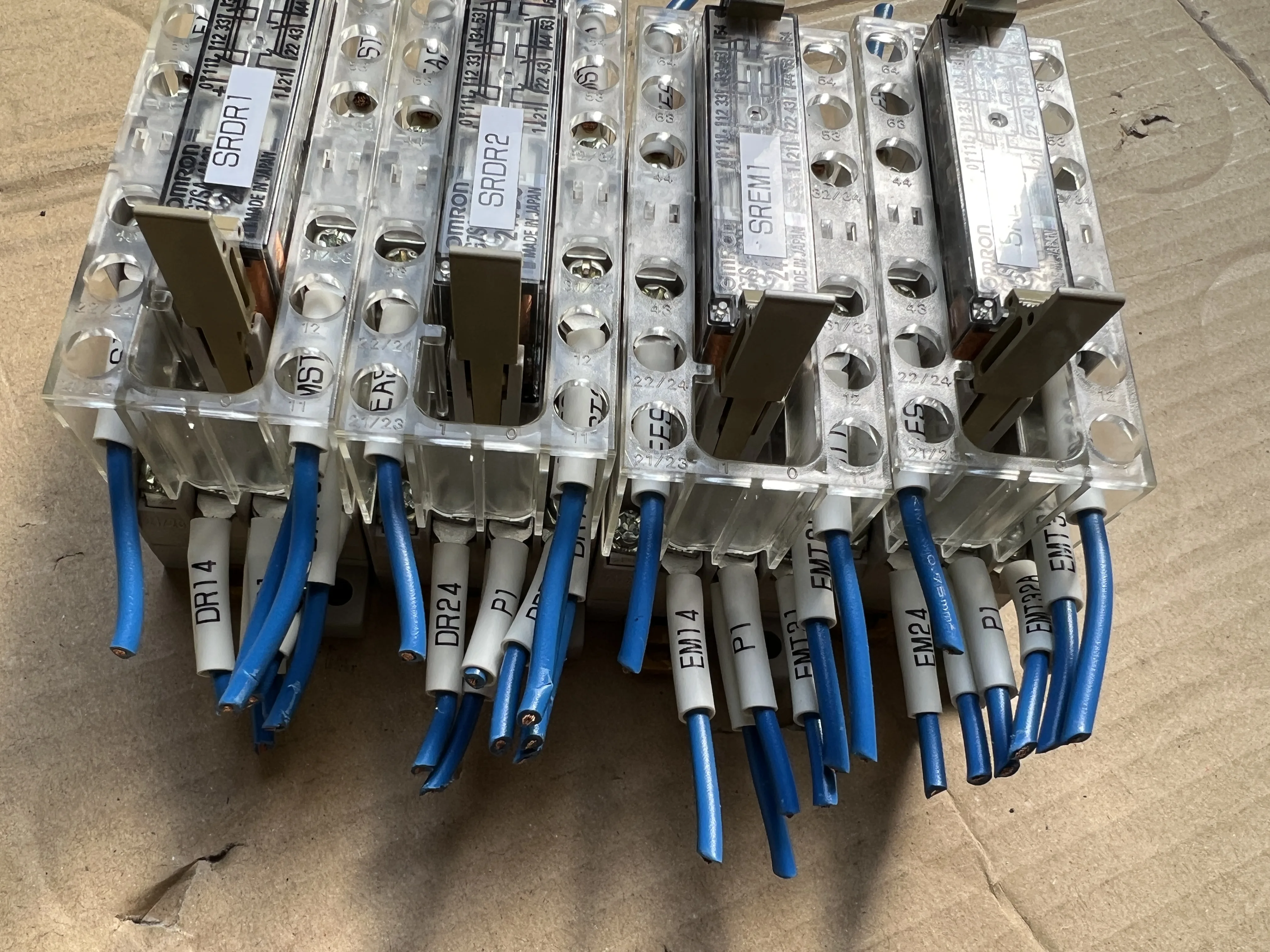 オムロン セーフティリレーソケット P7SA-14F-ND/DC24V / OMRON Safety Relay Socket P7SA-14F-ND/DC24V TJ230265