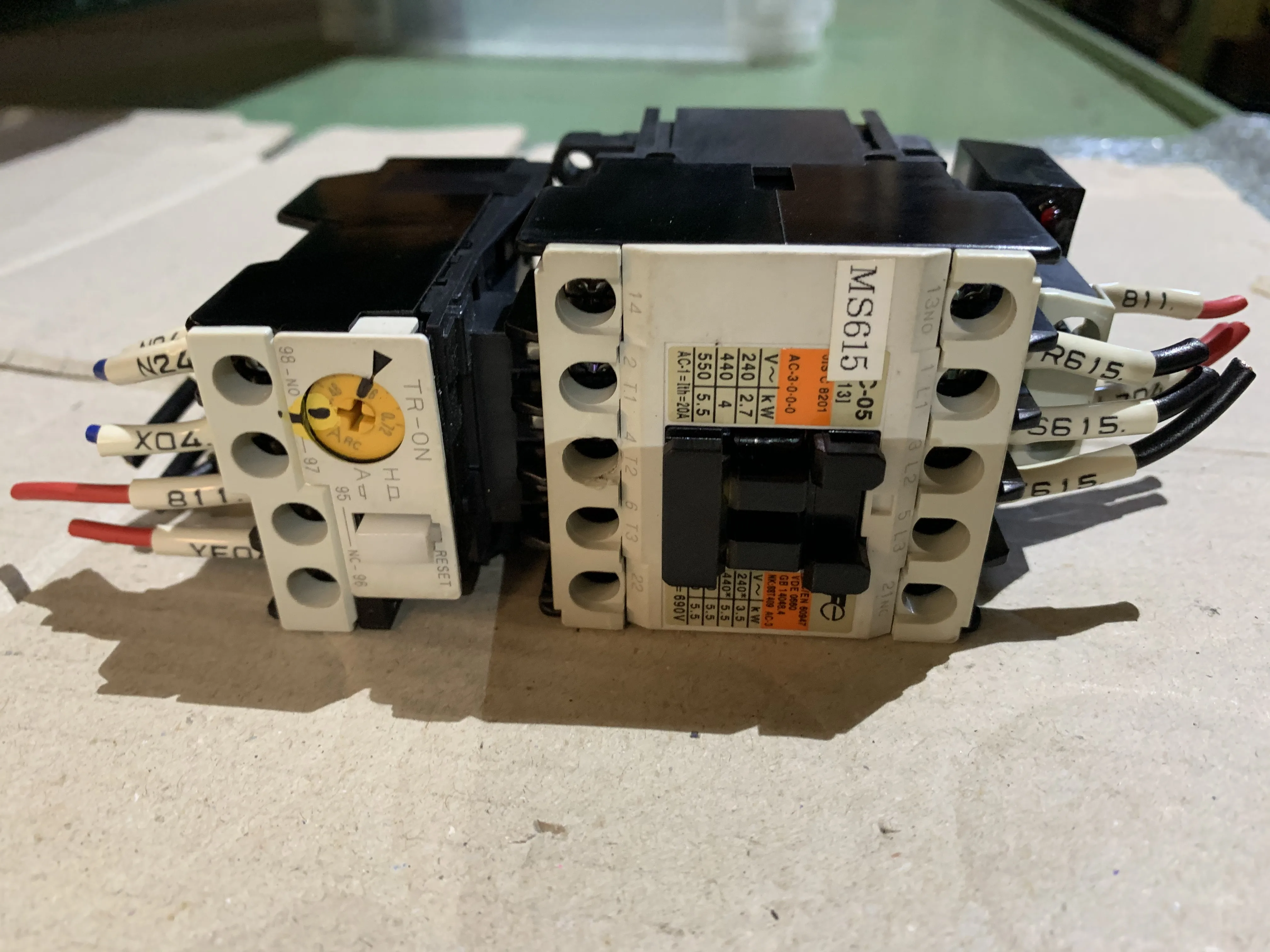 富士電機/富士電機製造 SCシリーズ電磁接触器 SC-05 / FUJI ELECTRIC (FE) SC Series Electromagnetic Contactor SC-05 TJ230284