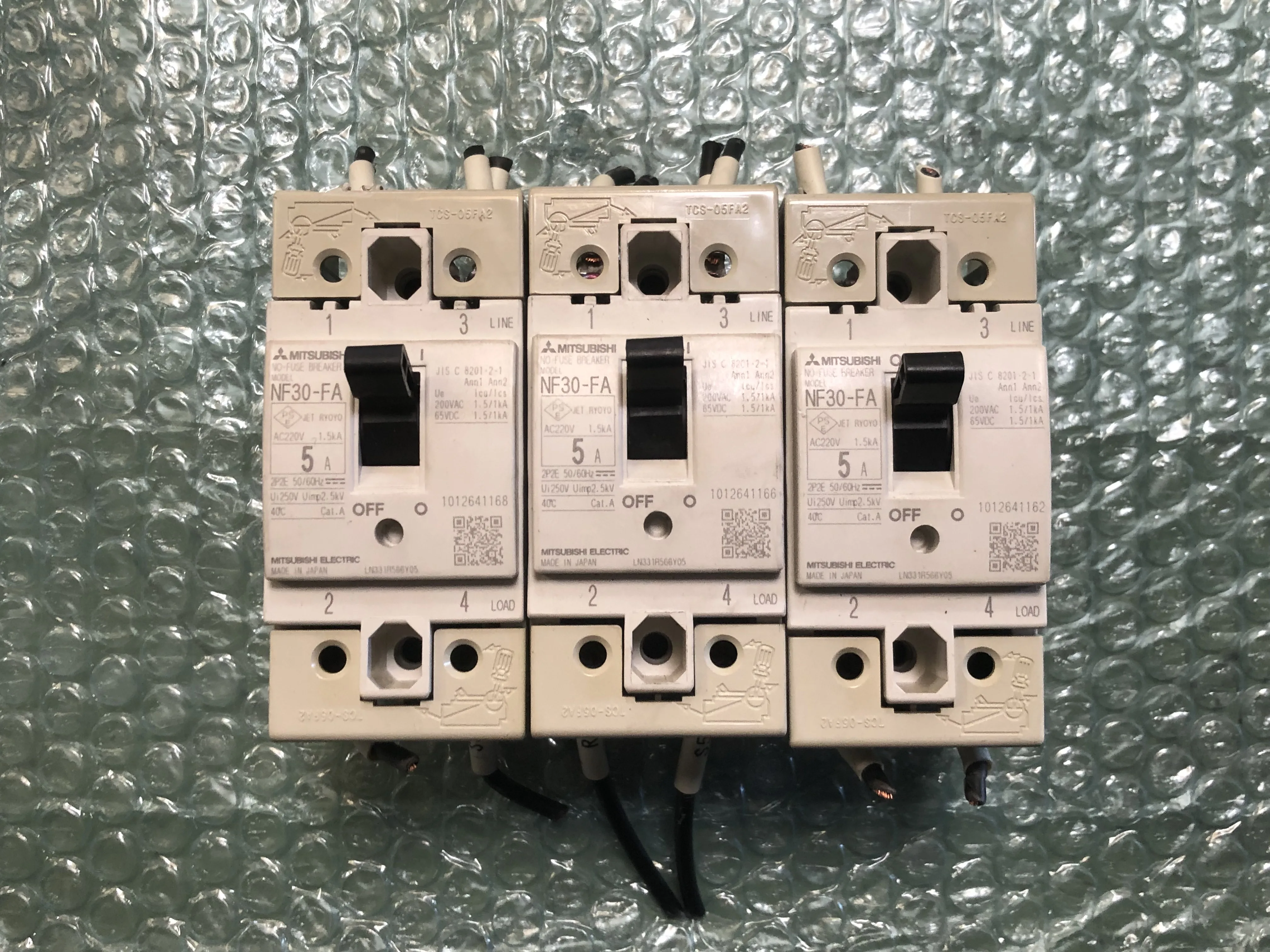 三菱マテリアル 制御盤用ノーヒューズ遮断器 NF30-FA（3個） / MITSUBISHI MATERIALS No-Fuse Circuit Breaker for Control Panels NF30-FA（3個） TJ230352