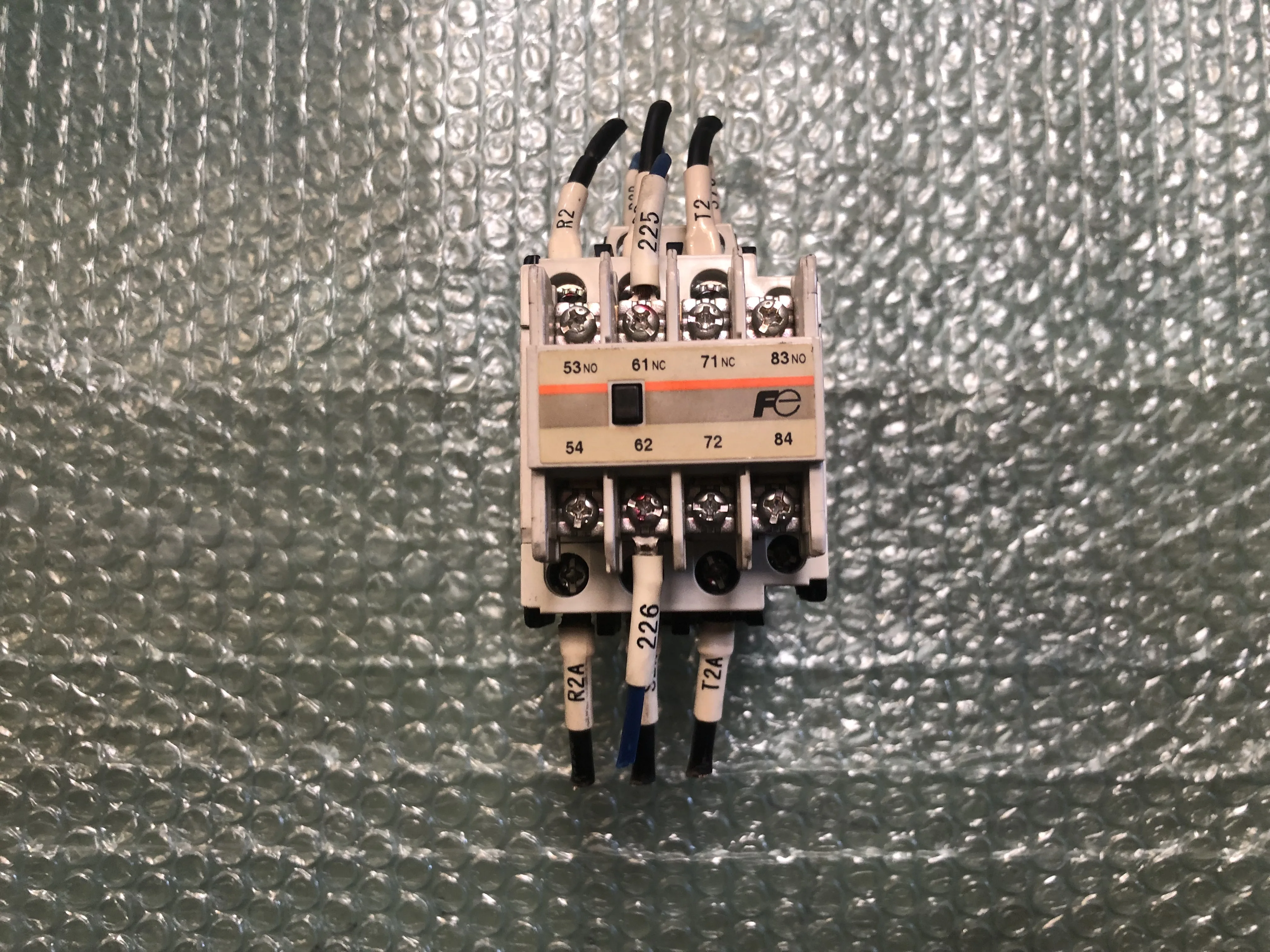 富士電機/富士電機製造 電磁開閉器 SC-4-0/G（補助接点ユニットSZ-A2Z） / FUJI ELECTRIC (FE) Magnetic Contactor SC-4-0/G（補助接点ユニットSZ-A2Z） TJ230364