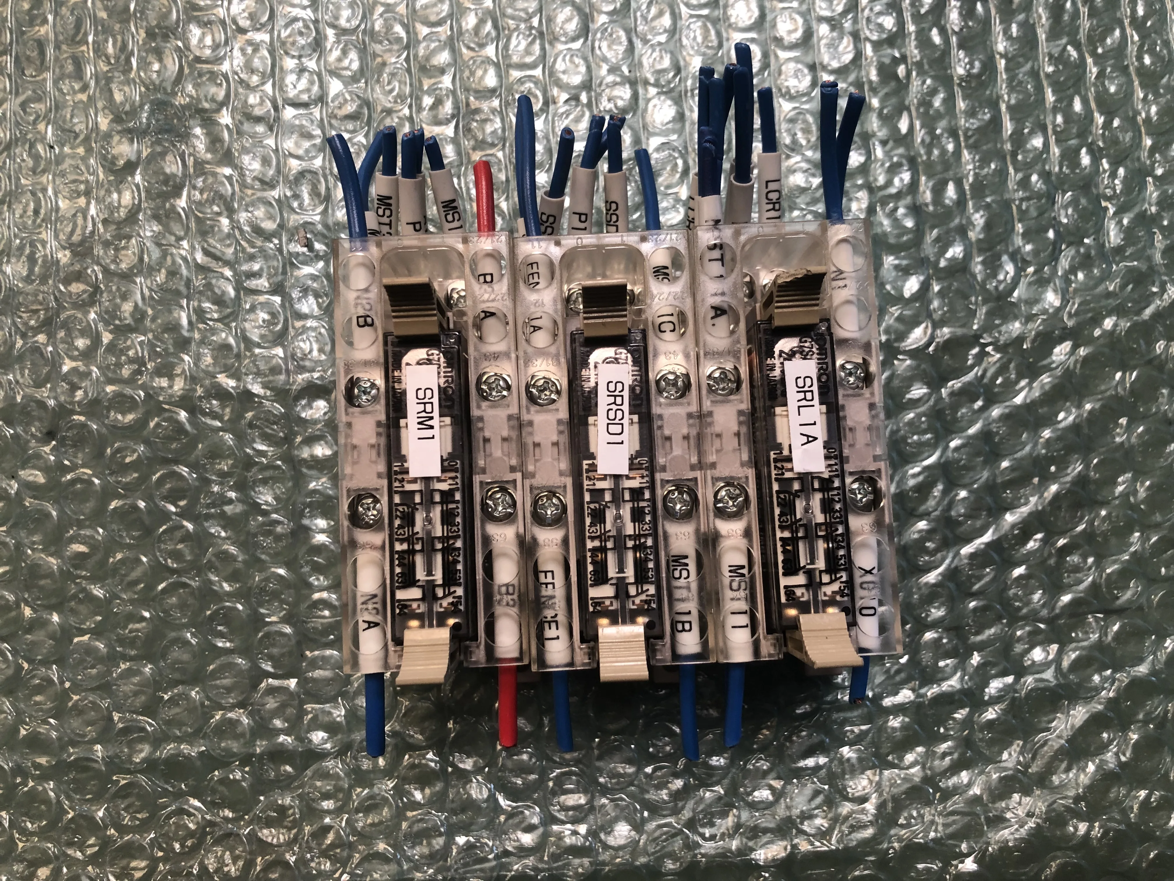 オムロン セーフティリレーソケット P7SA-14F-ND DC24V（3個） / OMRON Safety Relay Socket P7SA-14F-ND DC24V（3個） TJ230388