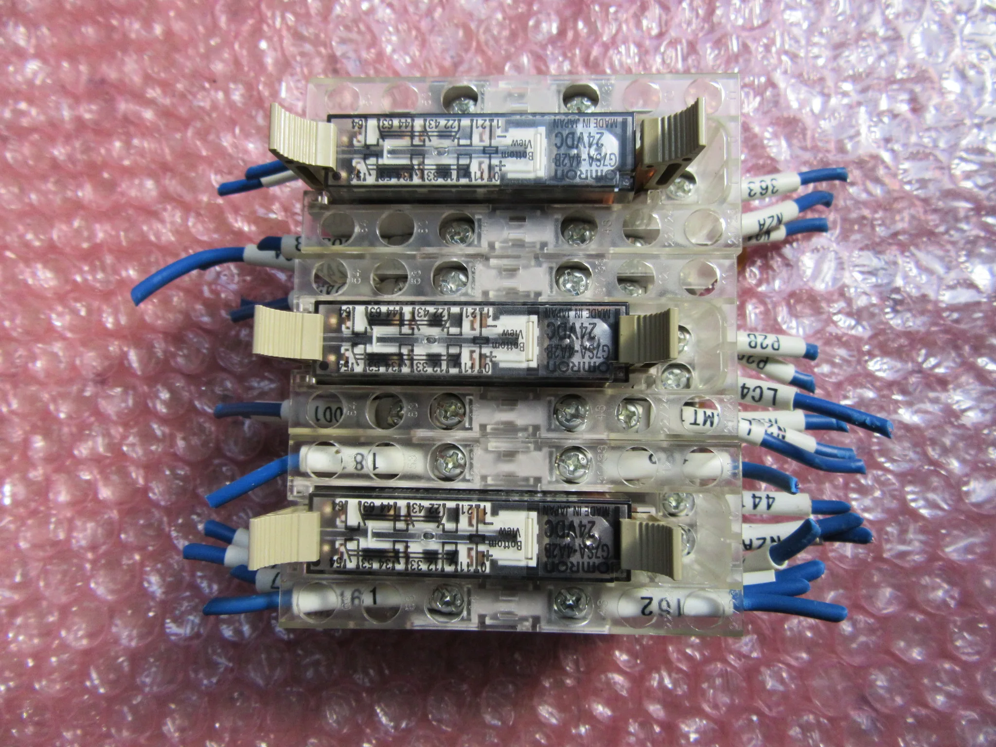 オムロン セーフティリレーソケット 3セット P7SA-14F-NDリレーシリース：G7SA-4A2B(24VDC) / OMRON Safety Relay Socket 3pcs P7SA-14F-NDリレーシリース：G7SA-4A2B(24VDC) TJ230397