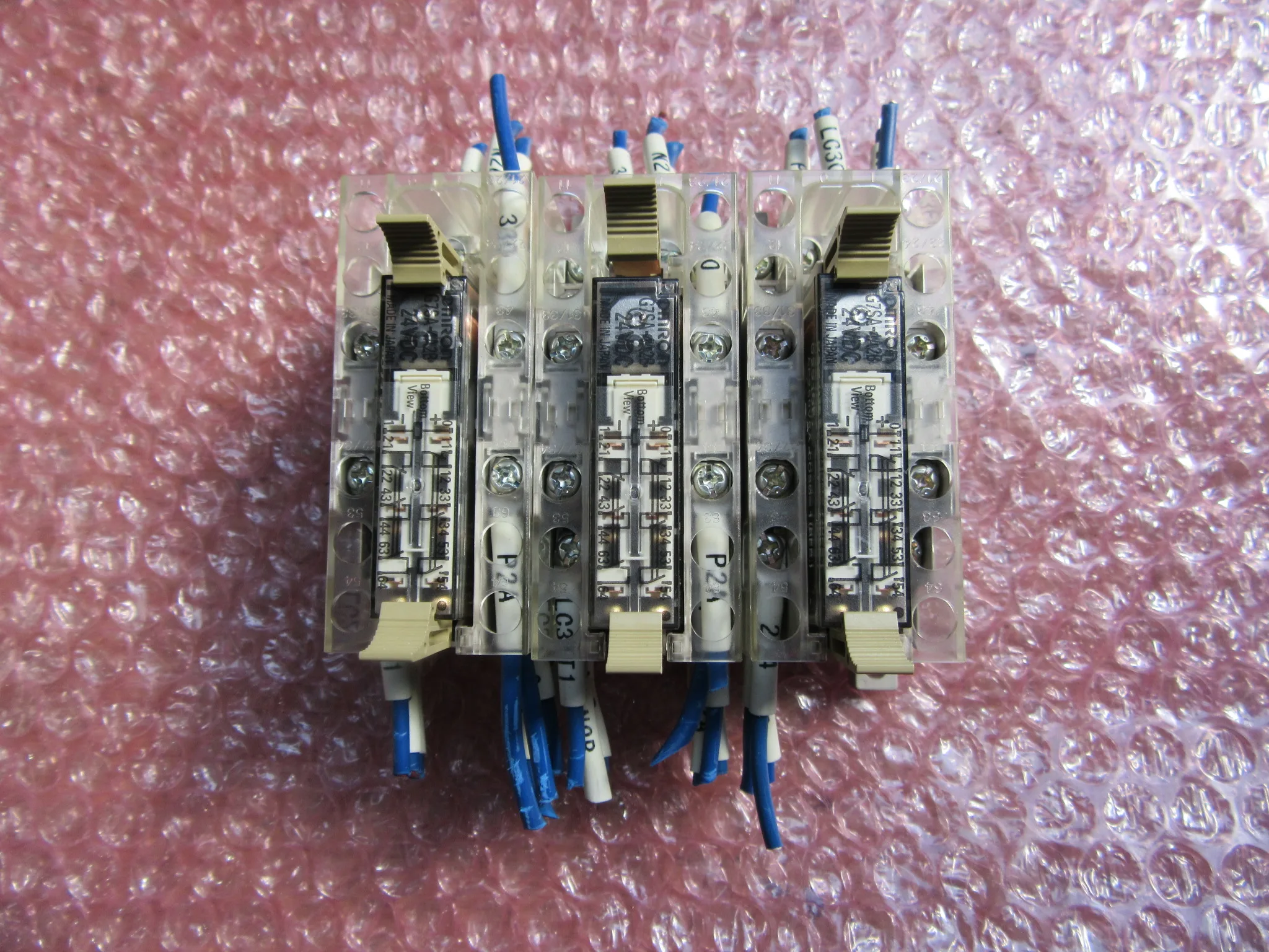 オムロン セーフティリレーソケット 3セット P7SA-14F-NDリレーシリース：G7SA-4A2B(24VDC) / OMRON Safety Relay Socket 3pcs P7SA-14F-NDリレーシリース：G7SA-4A2B(24VDC) TJ230402