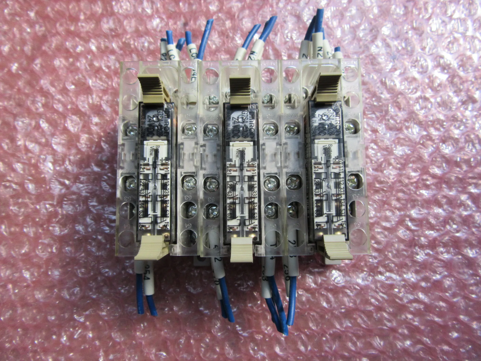 オムロン セーフティリレーソケット 3セット P7SA-14F-NDリレーシリース：G7SA-4A2B(24VDC) / OMRON Safety Relay Socket 3pcs P7SA-14F-NDリレーシリース：G7SA-4A2B(24VDC) TJ230403