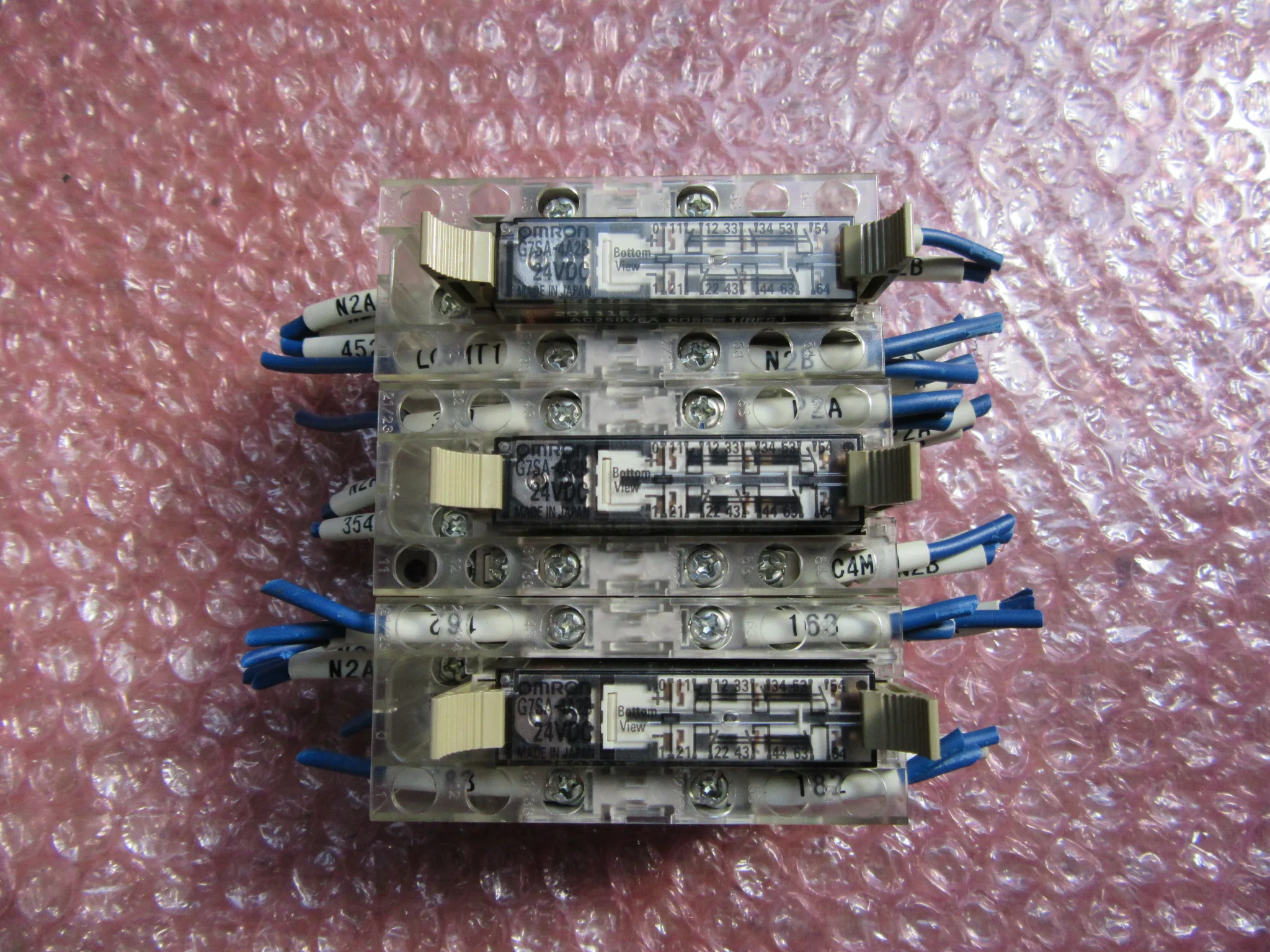 オムロン セーフティリレーソケット 3セット P7SA-14F-NDリレーシリース：G7SA-4A2B(24VDC) / OMRON Safety Relay Socket 3pcs P7SA-14F-NDリレーシリース：G7SA-4A2B(24VDC) TJ230405