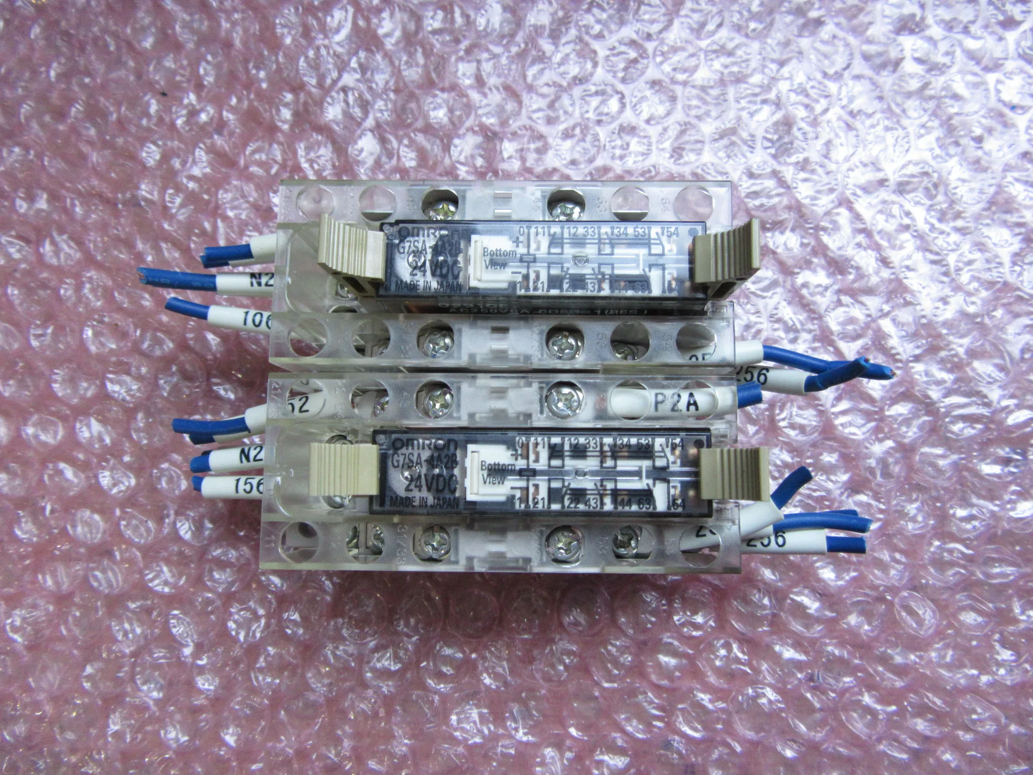 オムロン セーフティリレーソケット 2セット P7SA-14F-NDリレーシリース：G7SA-4A2B(24VDC) / OMRON Safety Relay Socket 3pcs P7SA-14F-NDリレーシリース：G7SA-4A2B(24VDC) TJ230419