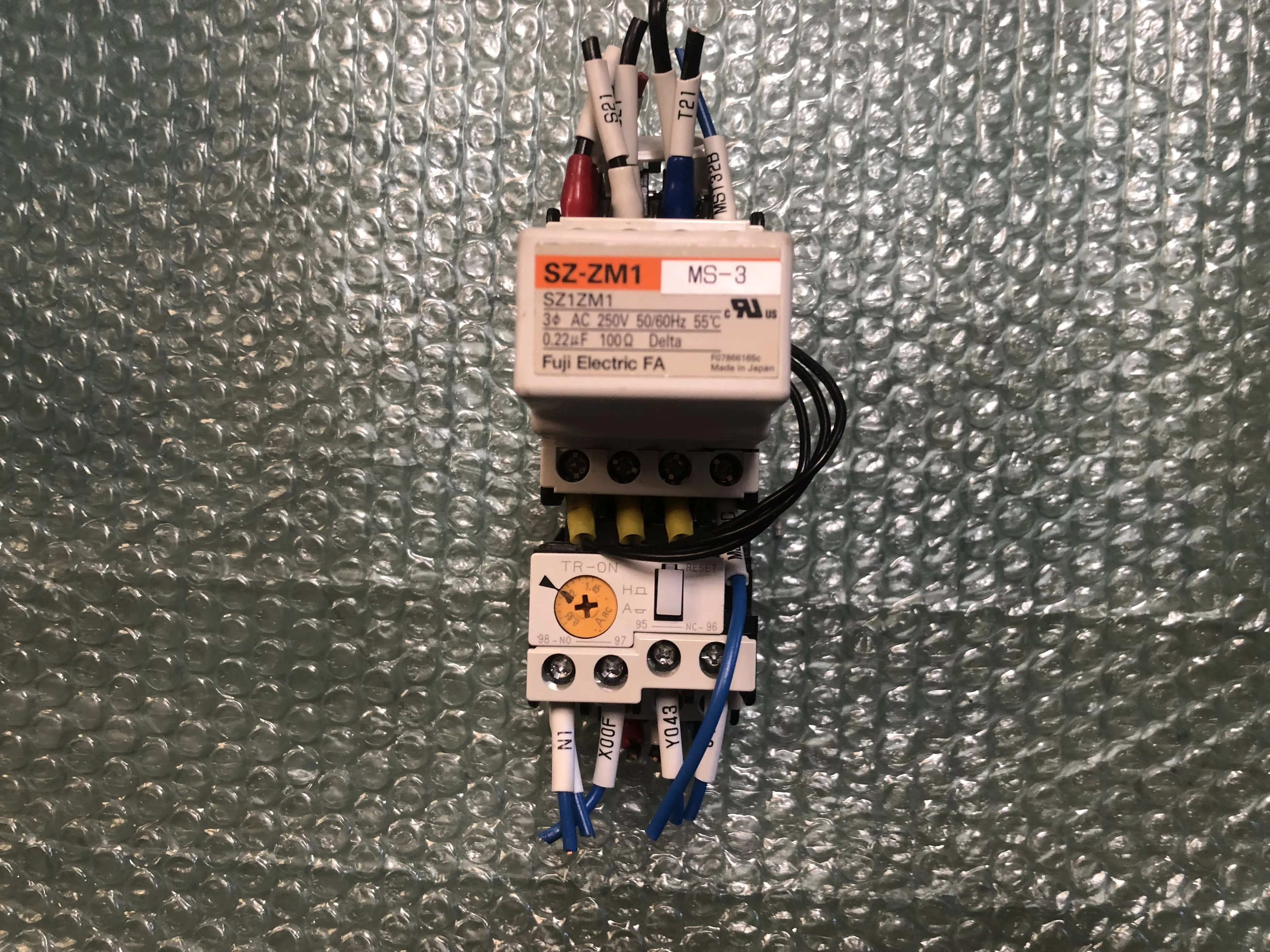 富士電機/富士電機製造 補助継電器/電磁開閉器/標準形サーマルリレー 補助継電器SZ-ZM1/電磁開閉器SC-03/標準形サーマルリレーTR-0N / FUJI ELECTRIC (FE) Magnetic Contactor/Thermal Overload Relay 補助継電器SZ-ZM1/電磁開閉器SC-03/標準形サーマルリレーTR-0N TJ230436