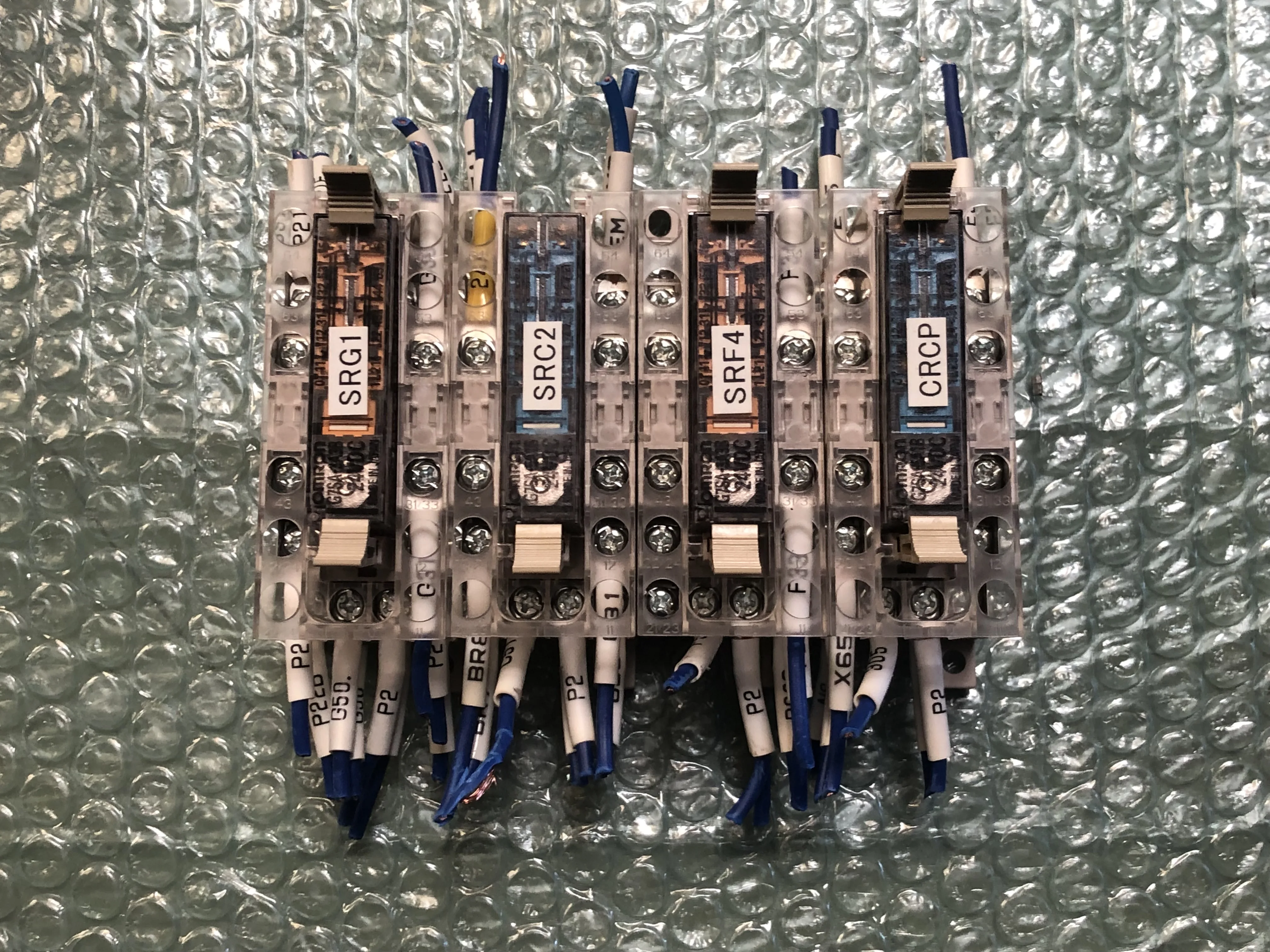 オムロン セーフティリレーソケット P7SA-14F-ND DC24V（4個） / OMRON Safety Relay Socket P7SA-14F-ND DC24V（4個） TJ230450