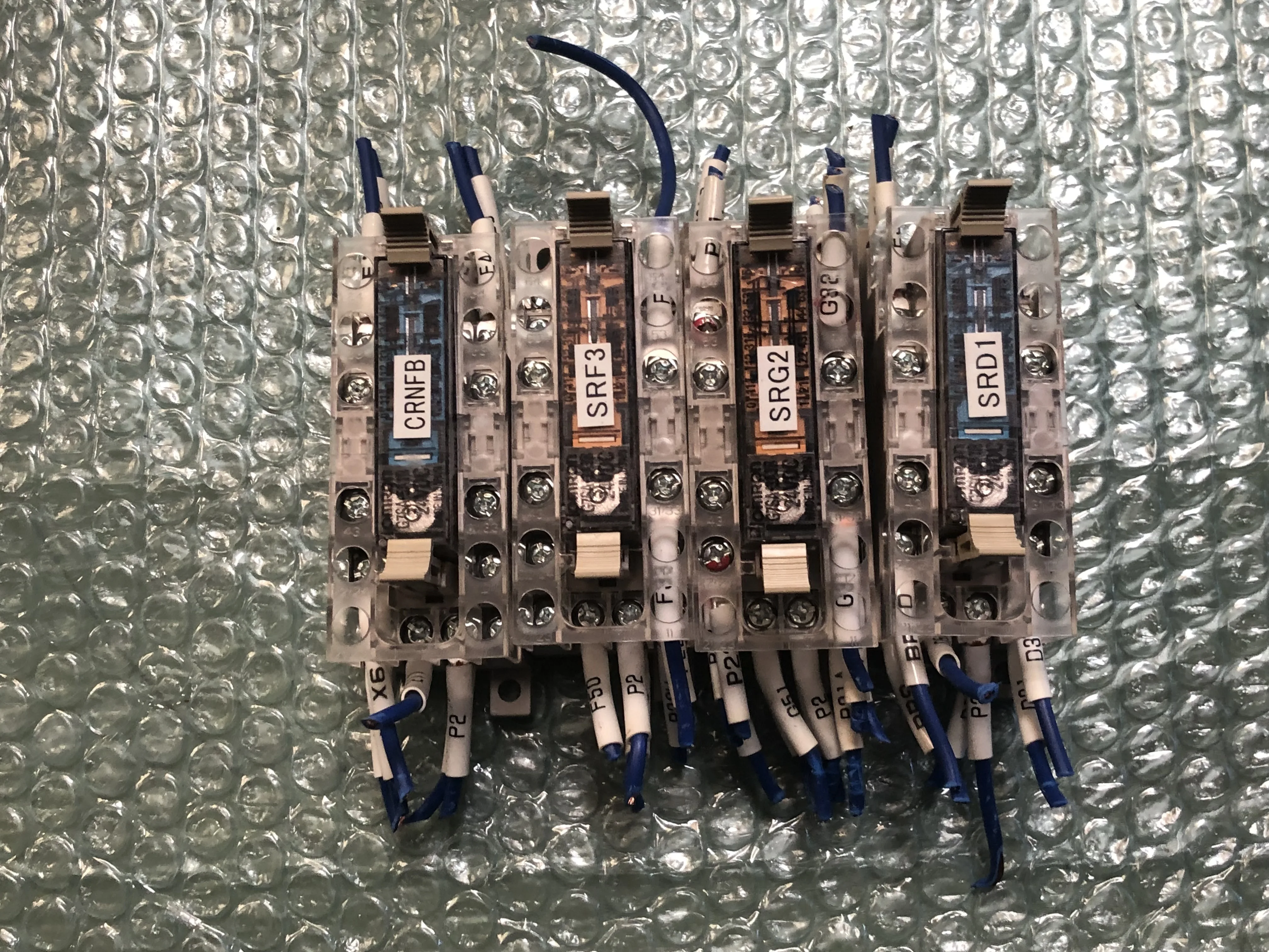 オムロン セーフティリレーソケット P7SA-14F-ND DC24V（4個） / OMRON Safety Relay Socket P7SA-14F-ND DC24V（4個） TJ230452