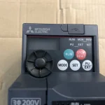 三菱マテリアル インバーター FR-E720-0.4KNC / MITSUBISHI MATERIALS Inverter FR-E720-0.4KNC TJ230474