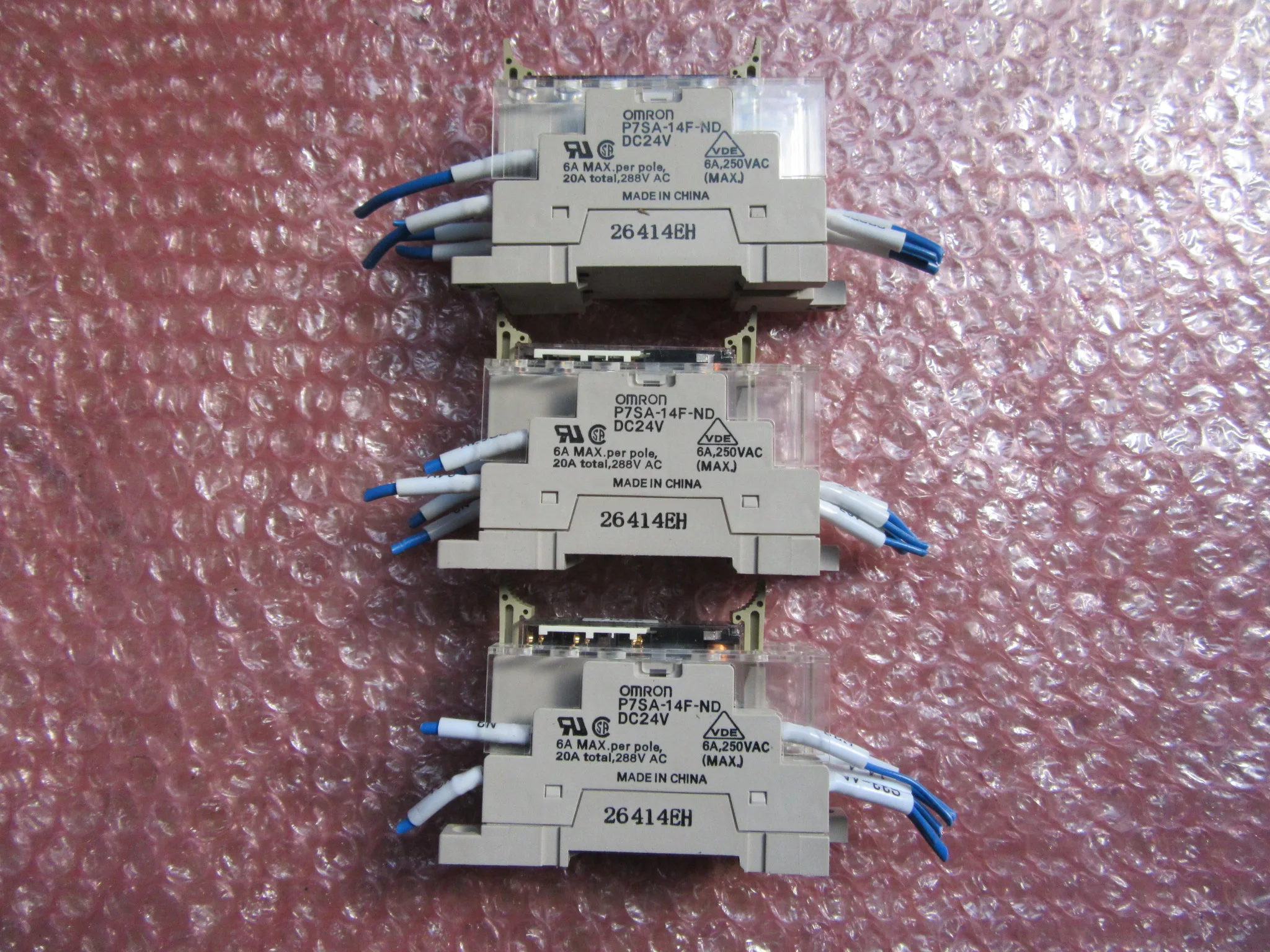 オムロン セーフティリレーソケット 3セット P7SA-14F-NDリレーシリース：G7SA-4A2B(24VDC) / OMRON Safety Relay Socket 3pcs P7SA-14F-NDリレーシリース：G7SA-4A2B(24VDC) TJ230507