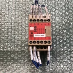 オムロン セーフティリレーソケット G9SA-301 / OMRON Safety Relay Socket G9SA-301 TJ230547