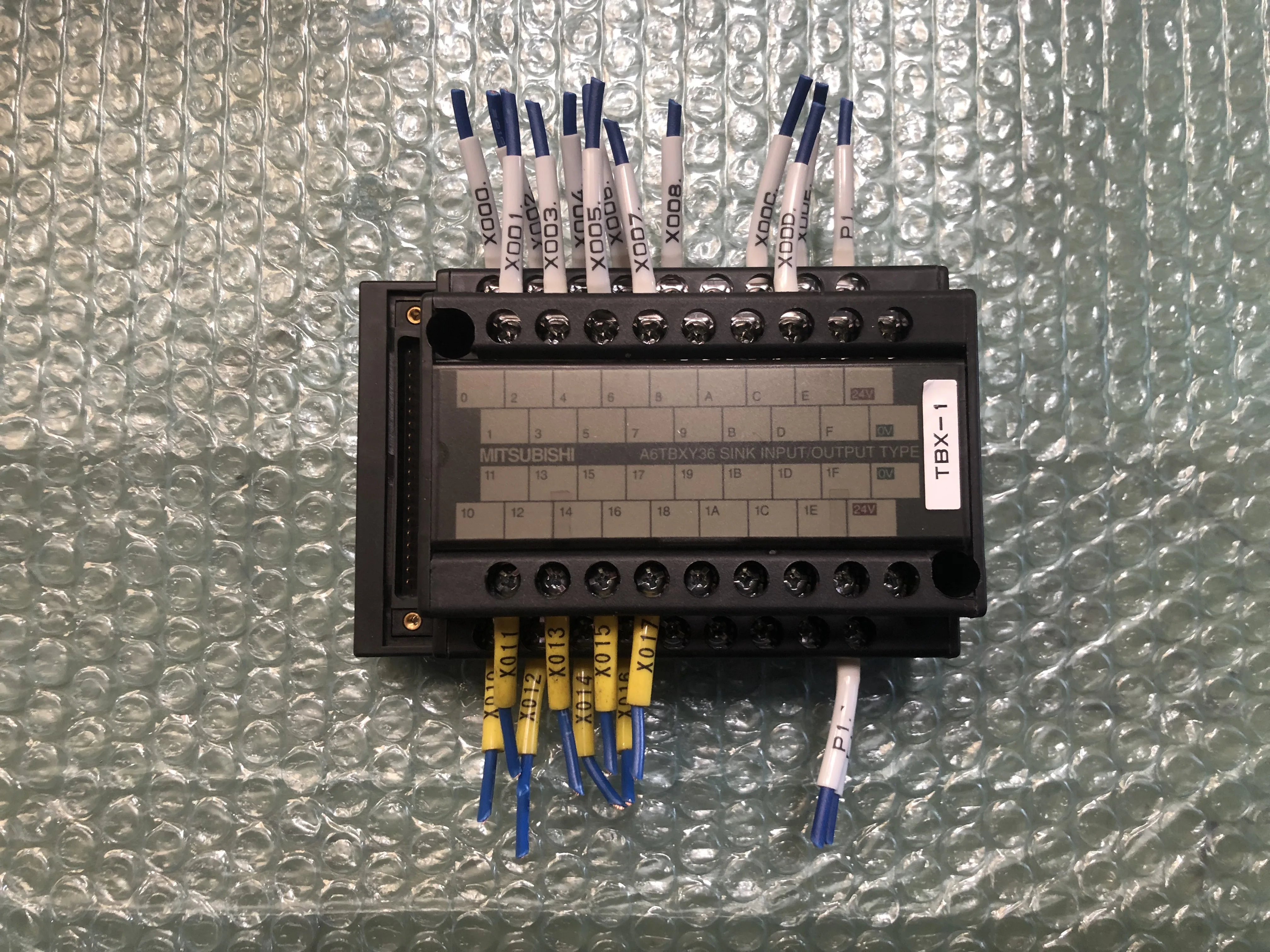 三菱マテリアル コネクタ端子台変換ユニット A6TBXY36 / MITSUBISHI MATERIALS Connector Terminal Conversion Unit A6TBXY36 TJ230555