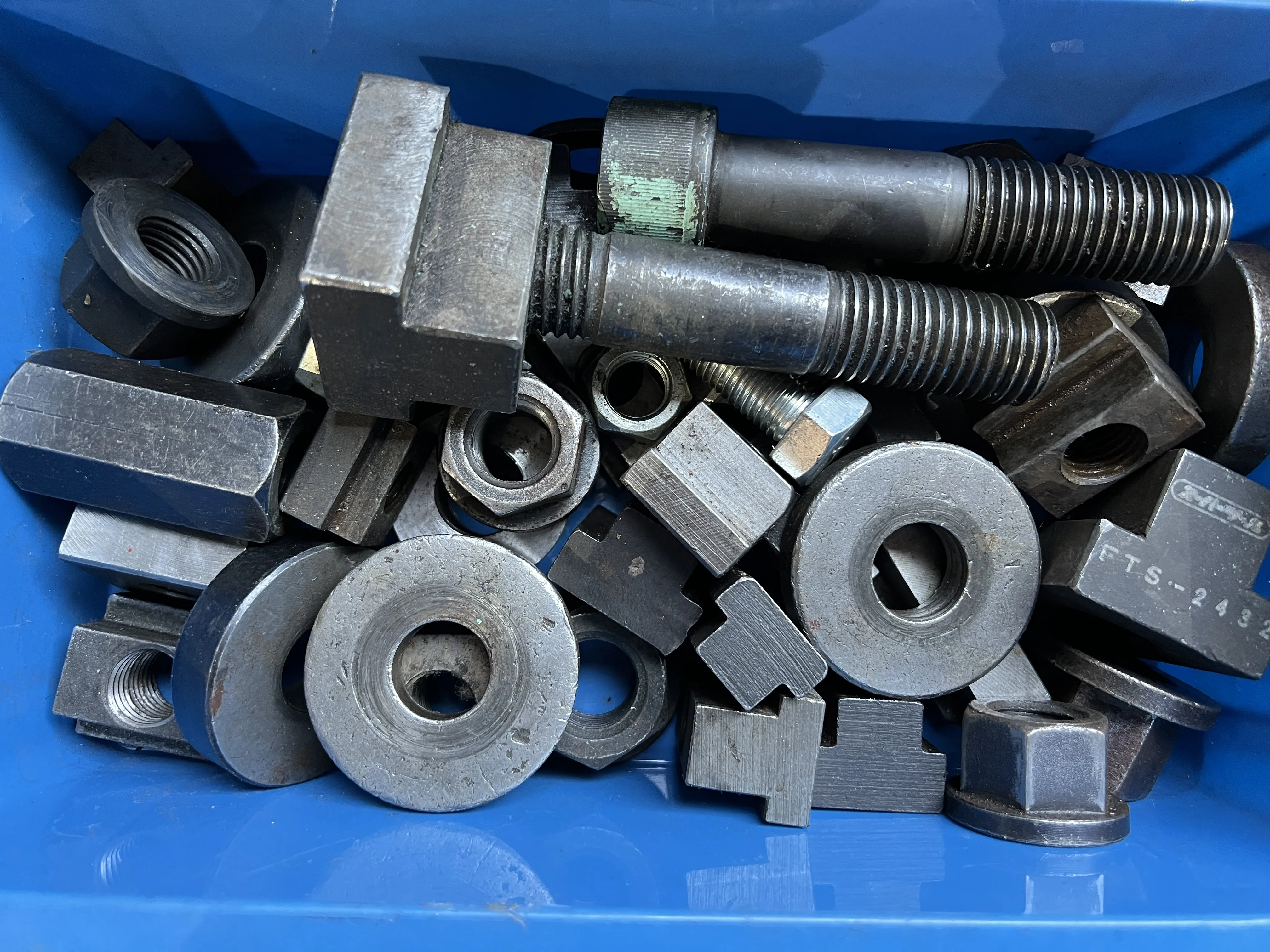メーカー混在 Tスロットナット1山 / MIX T-Slot Nut 1 Lot TJ230619