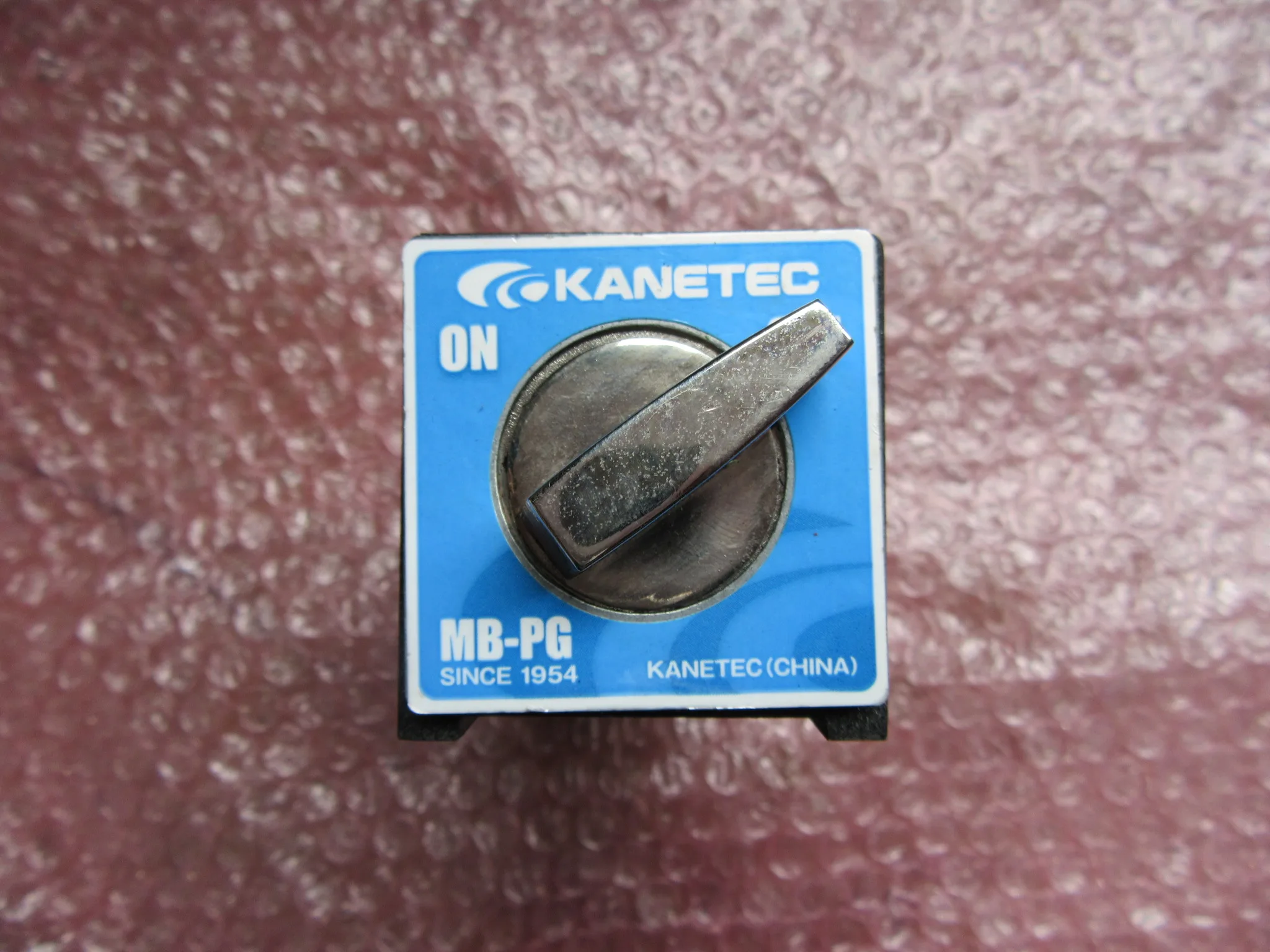 カネテック MB-P形 マグネットホルダ台 MB-PG / KANETEC MB-PType Magnetic Holder Base MB-PG TJ230660