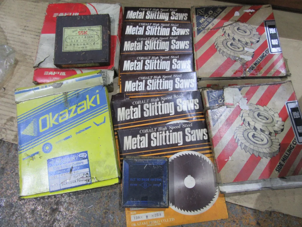 岡崎精工 メタルソー1山 様々 / OKAZAKI SEIKO Metal Slitting Saw / Side Milling Cutter Assorted Lot 様々 TJ230885