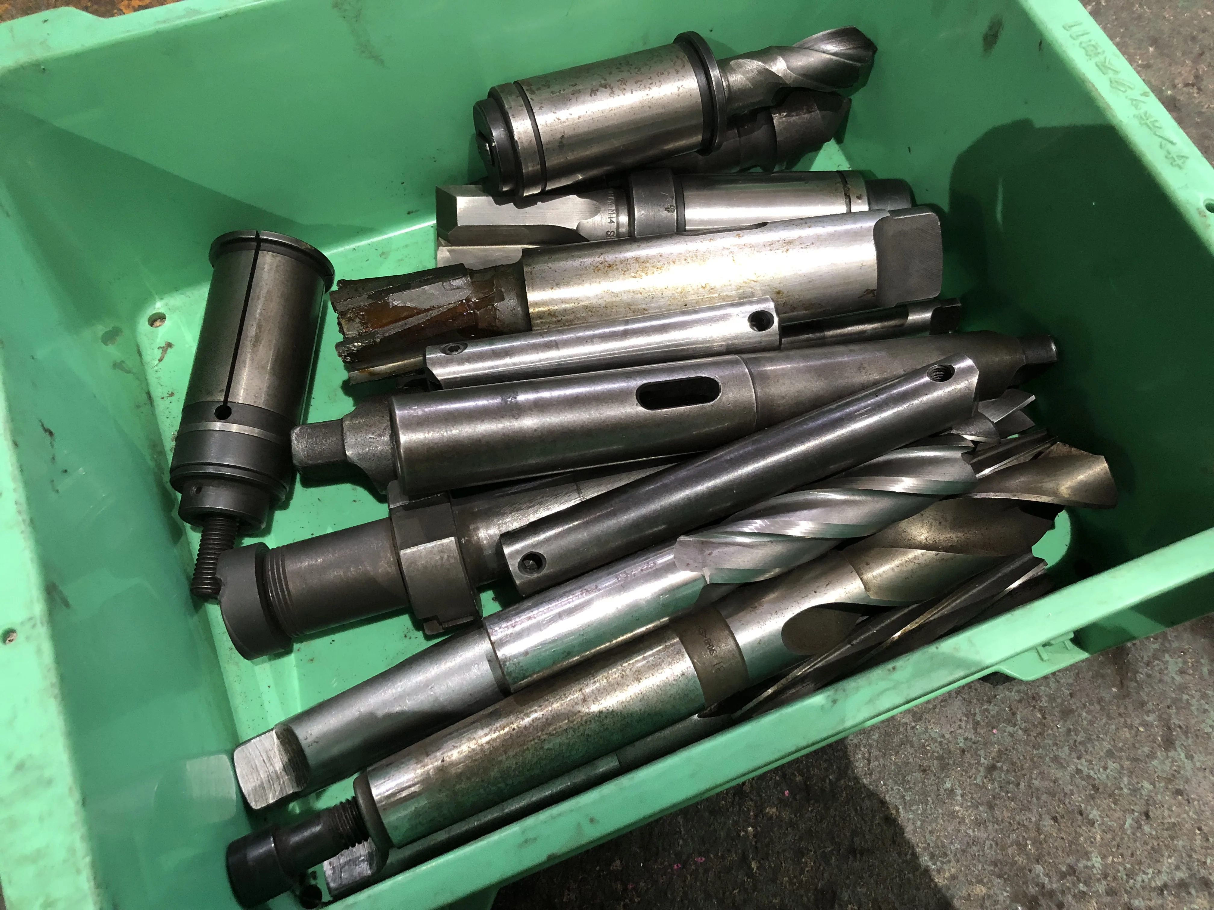切削工具1山 / Cutting Tools Assorted TJ230898