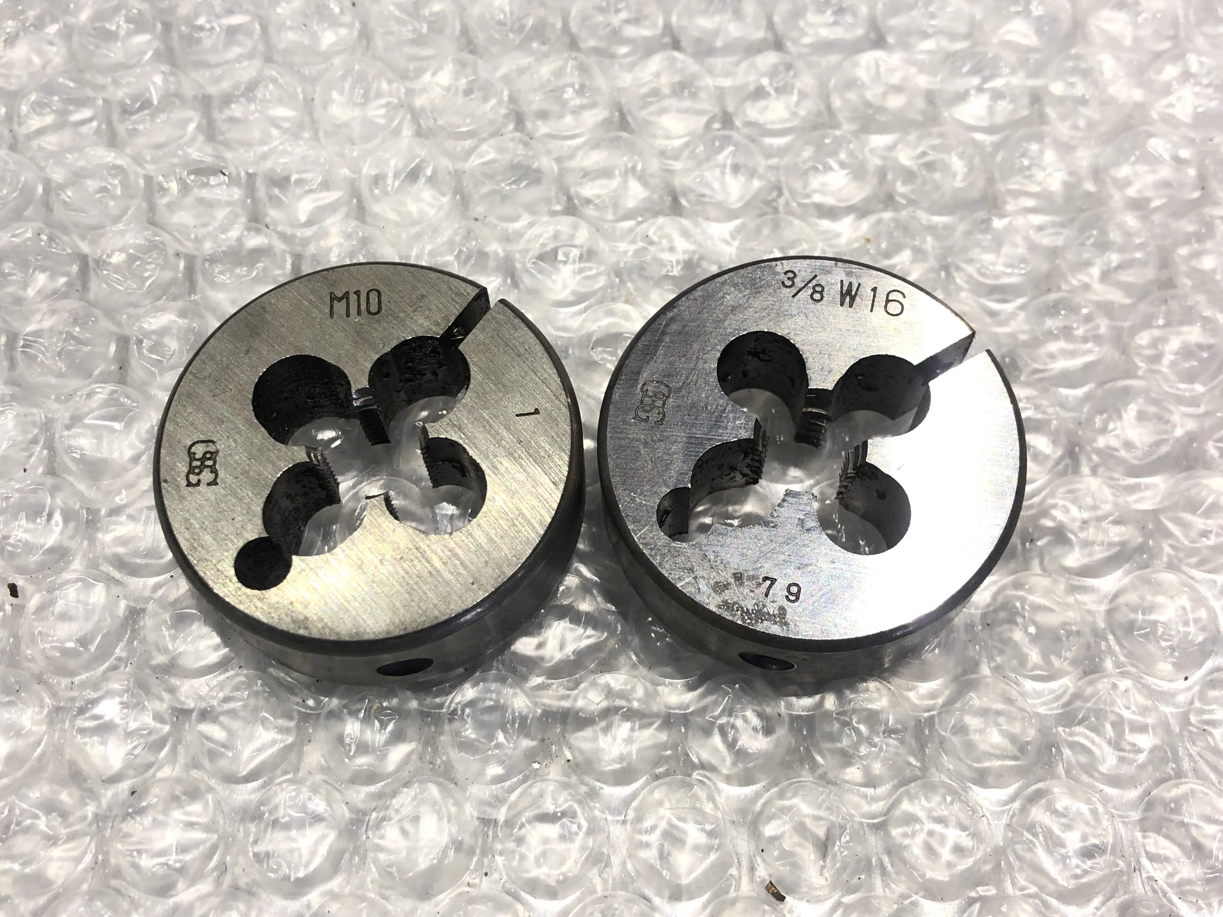 メーカー混在 ダイスセット 1セット4個 / MIX 1セット4個 TJ240025