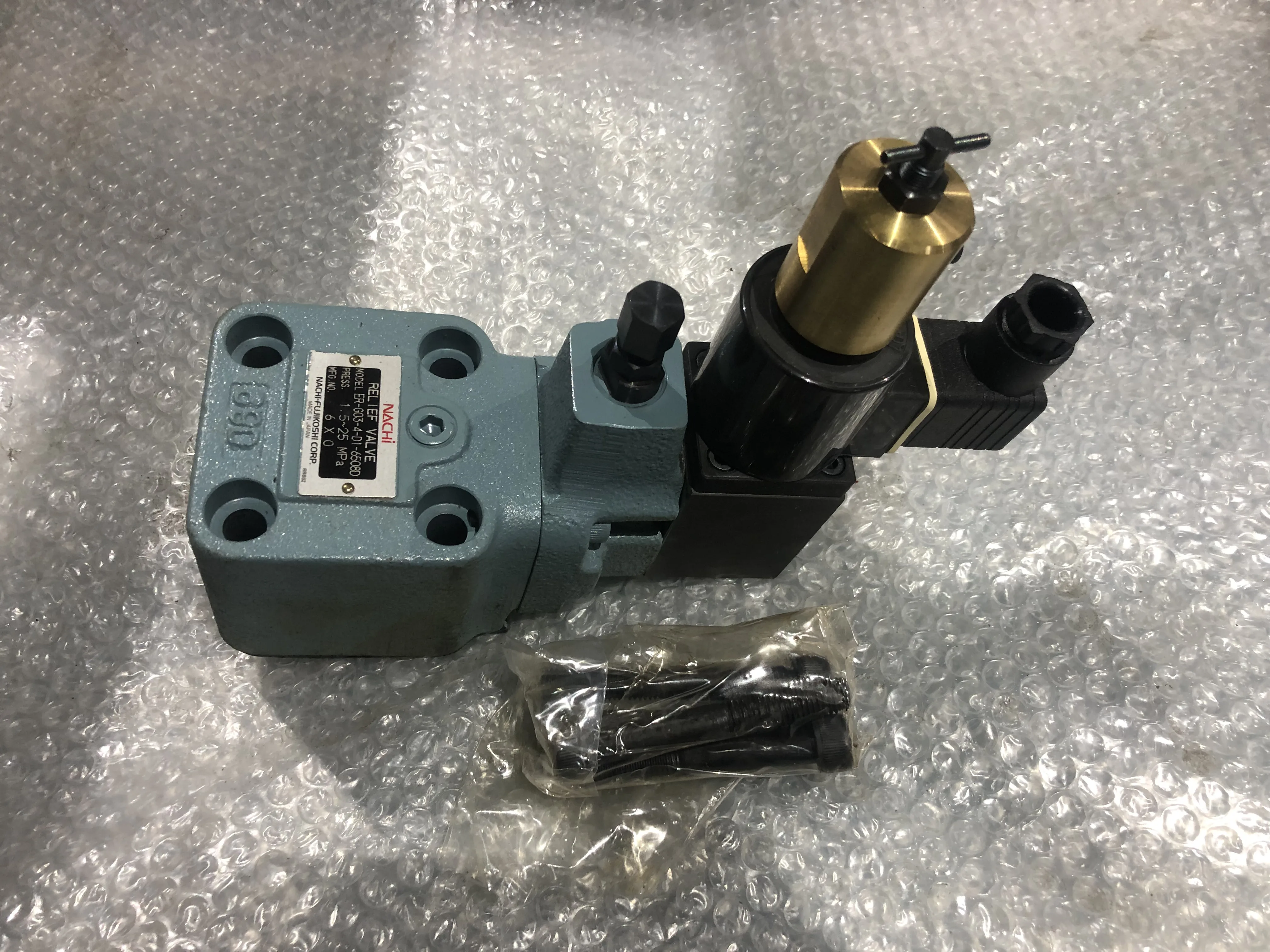 不二越 Nachi 電磁比例リリーフ弁 ER-G03-4-D1-6508D / NACHI-FUJIKOSHI ER-G03-4-D1-6508D TJ240029