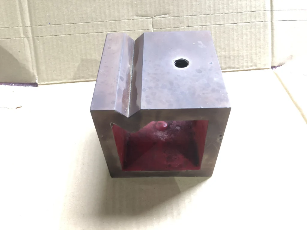 V溝付桝型ブロック サイズ：100x100mm / サイズ：100x100mm TJ240127